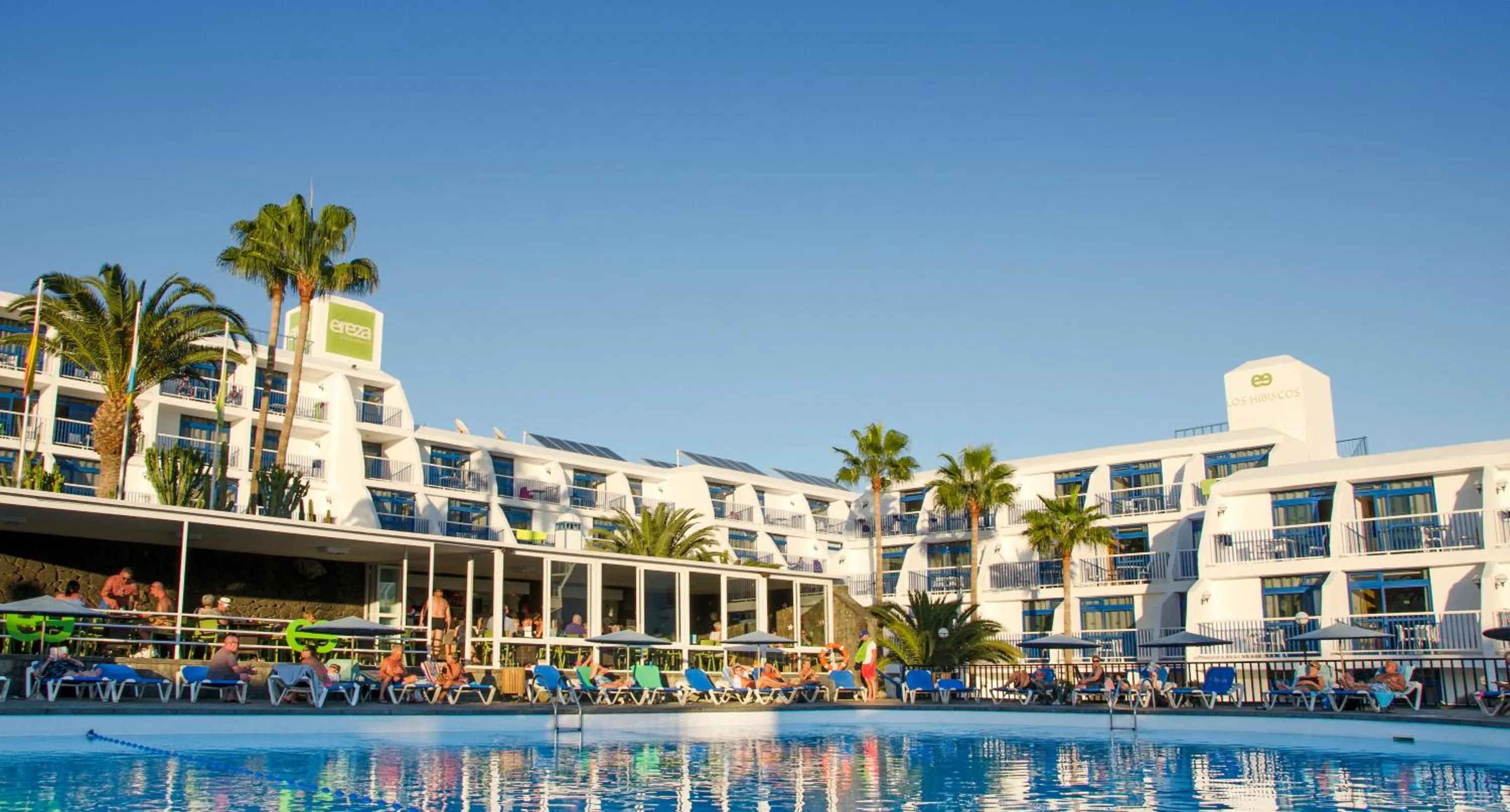 Property building in Ereza Apartamentos Los Hibiscos - Adults Only