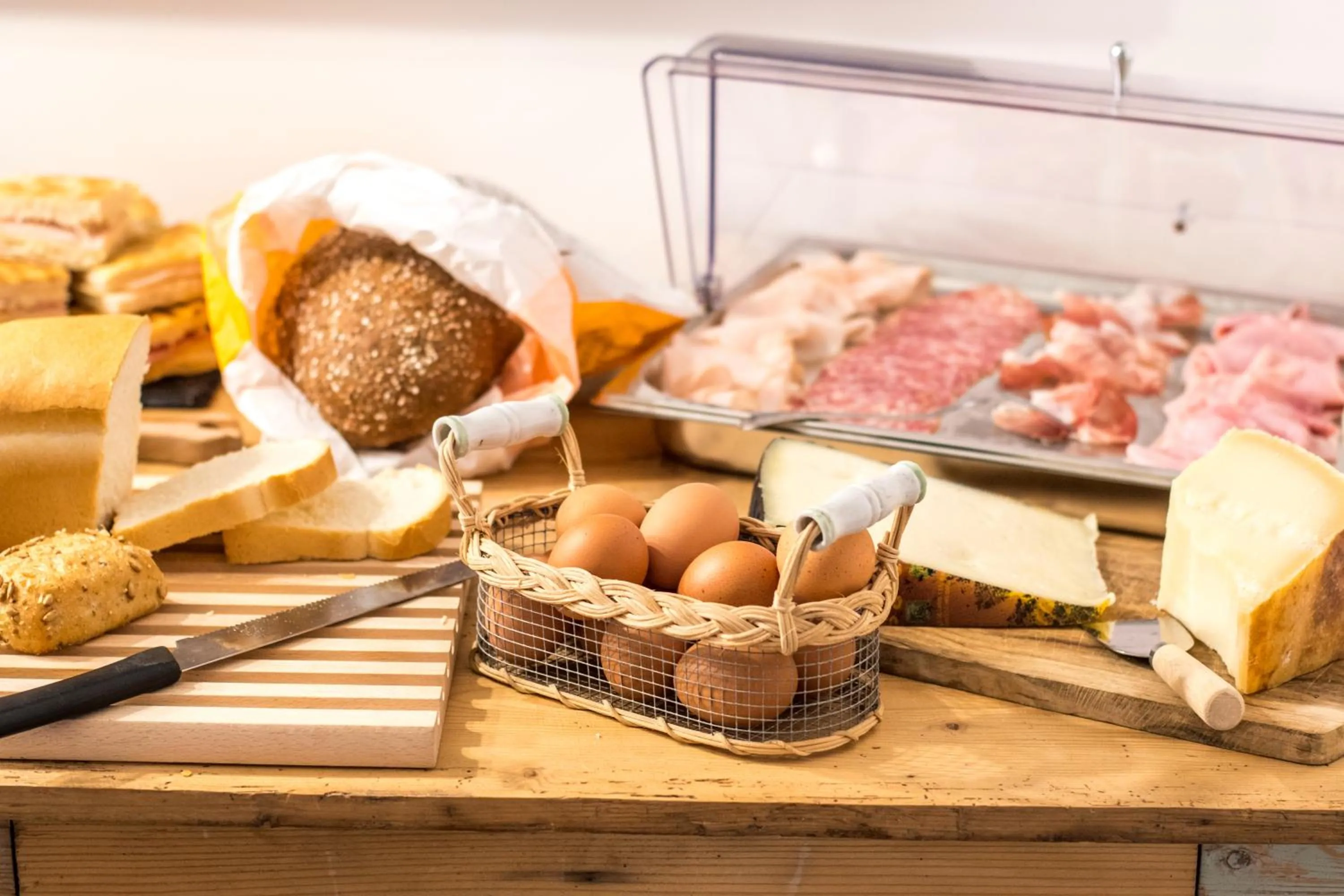 Buffet breakfast in Hotel Villa Rina