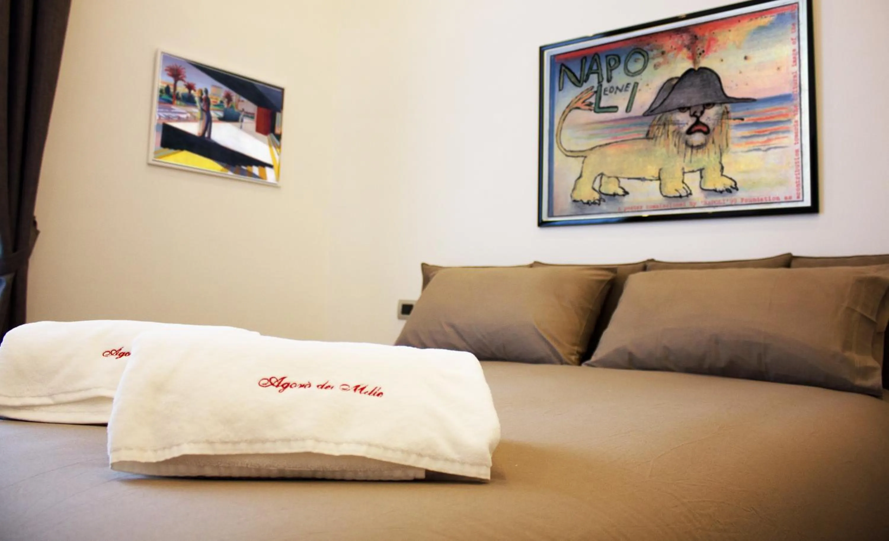 Bedroom, Bed in Agora’ dei Mille