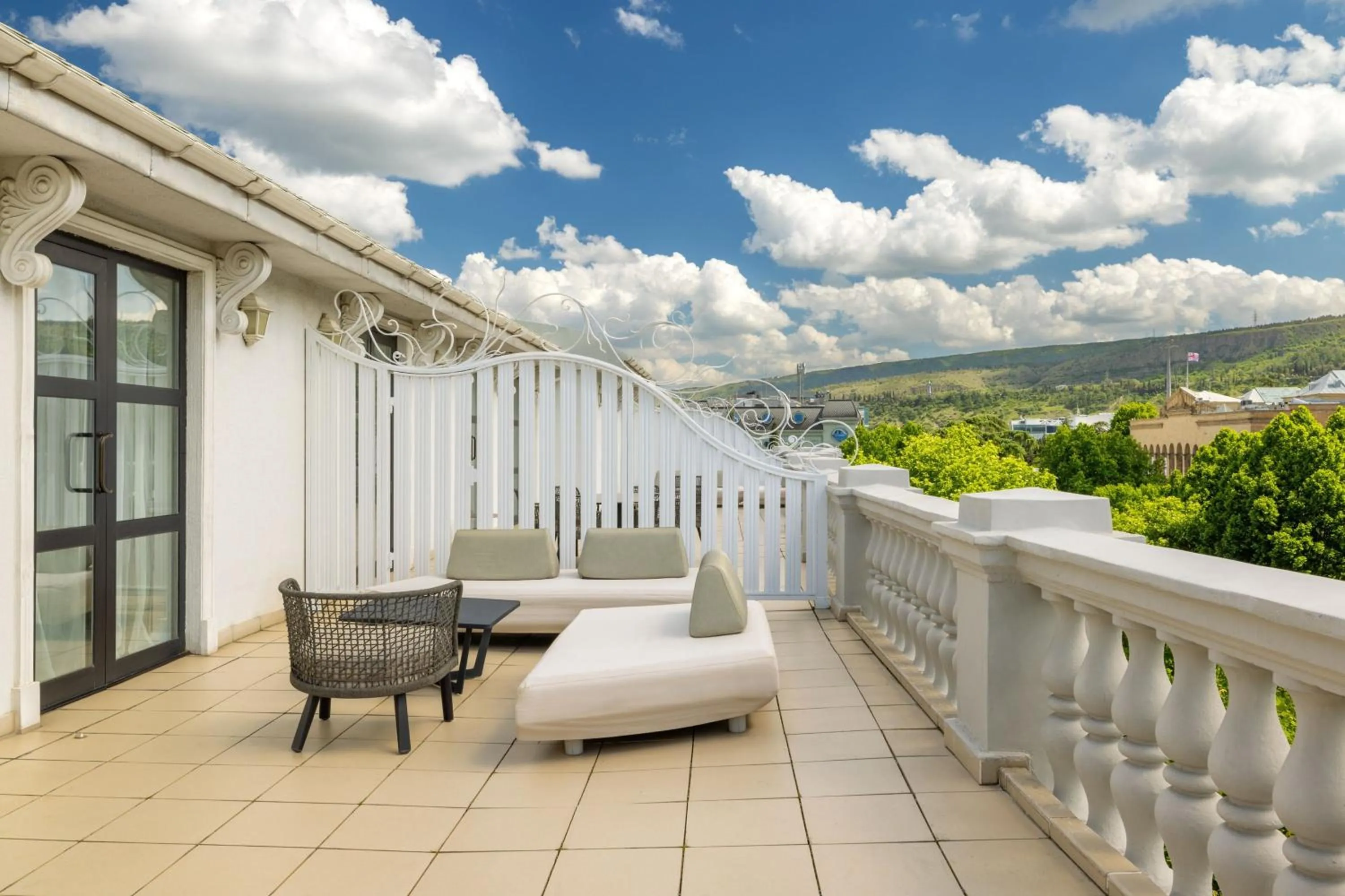 Photo of the whole room in Tbilisi Marriott Hotel