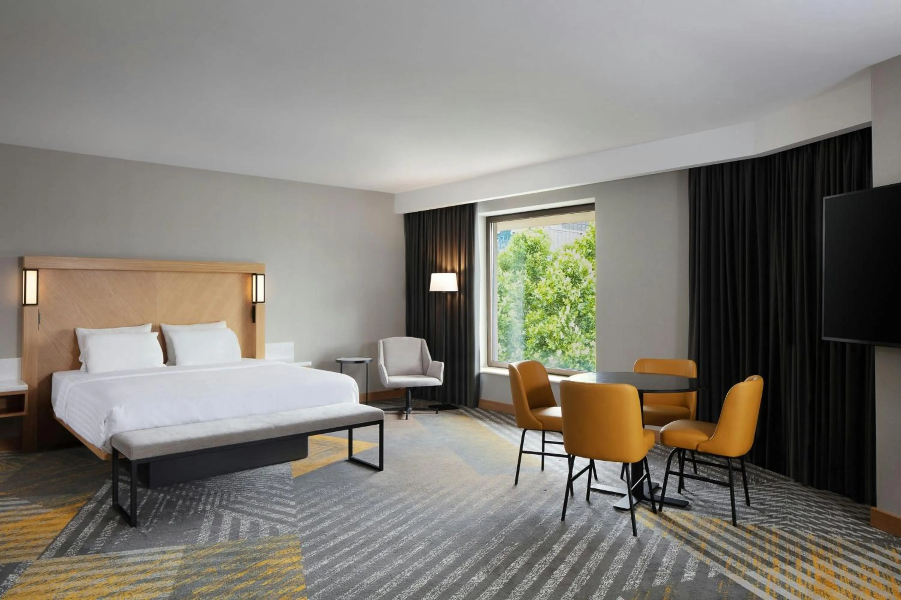 Bedroom, Bed in Courtyard by Marriott Tbilisi