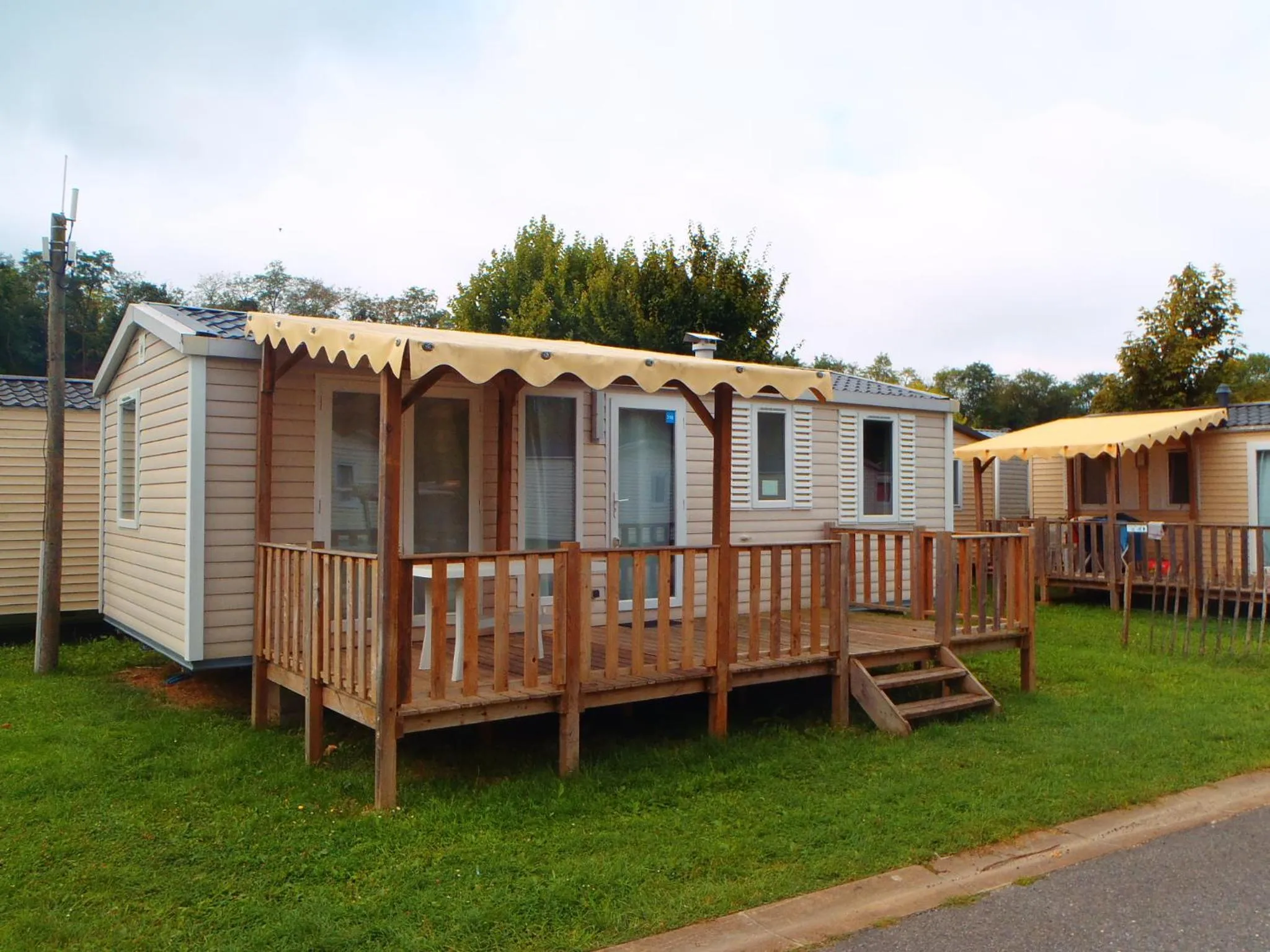 Facade/entrance in Camping Paris-Est