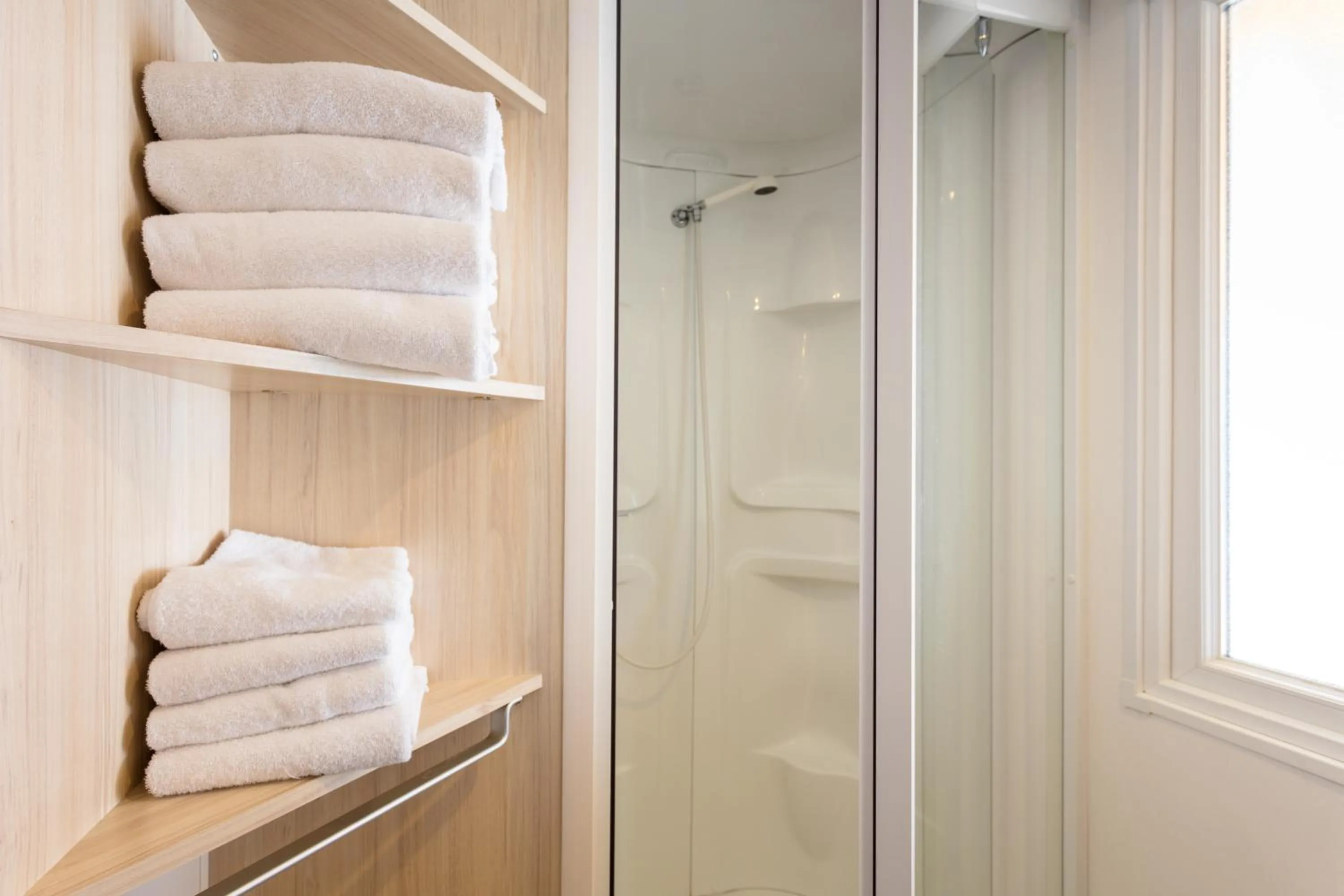 Shower in Camping Paris-Est