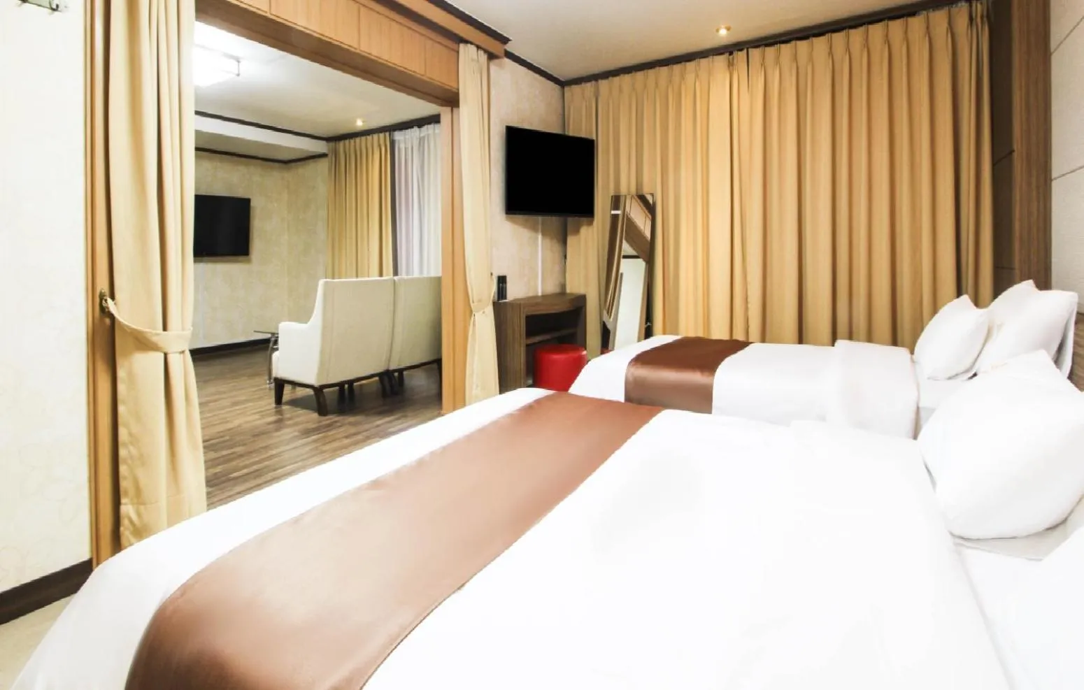 Bed in Uljin Grand Hotel