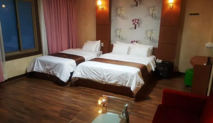Bedroom, Bed in Uljin Grand Hotel