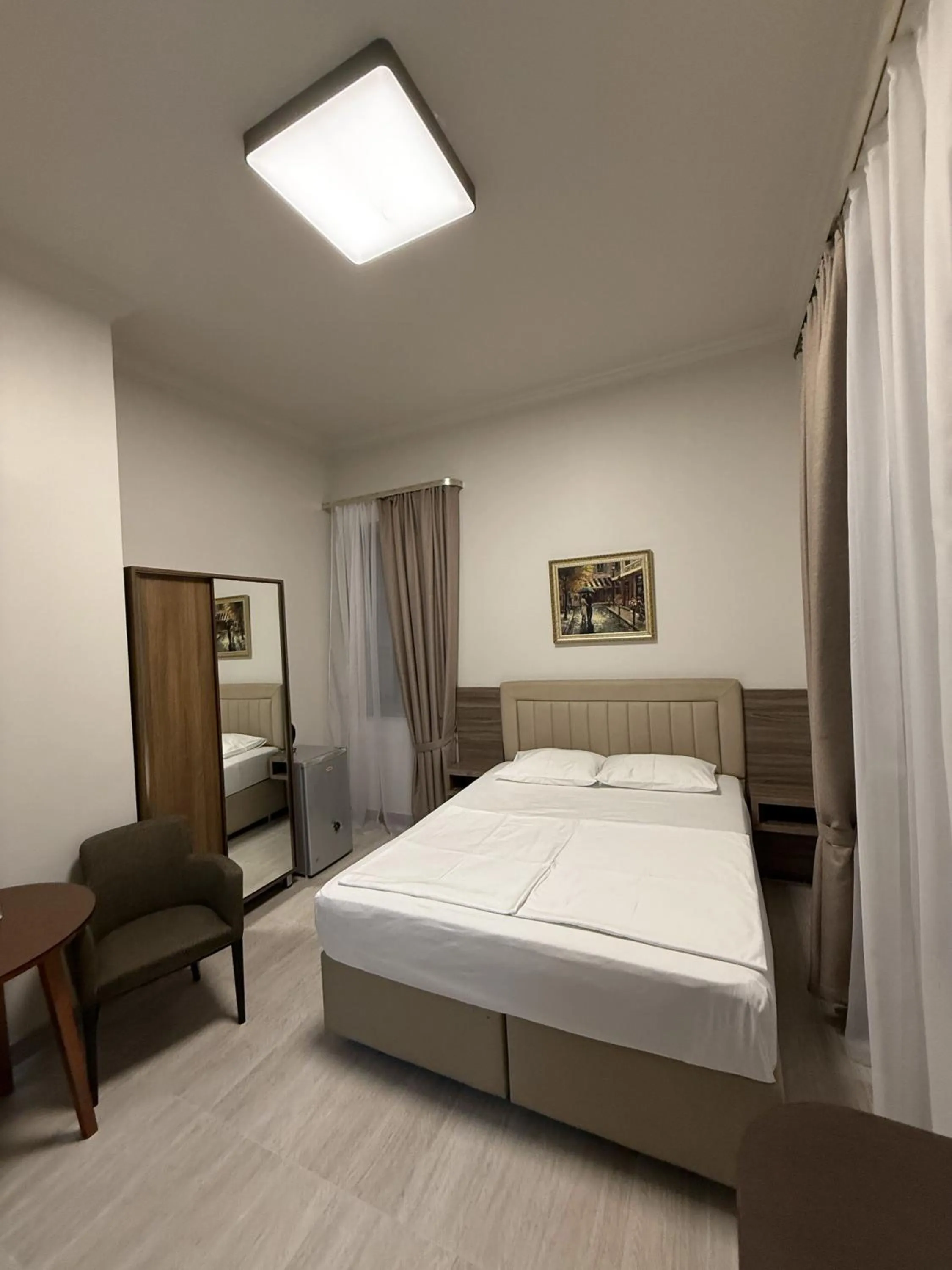 Bedroom, Bed in Yerevan Deluxe Hotel