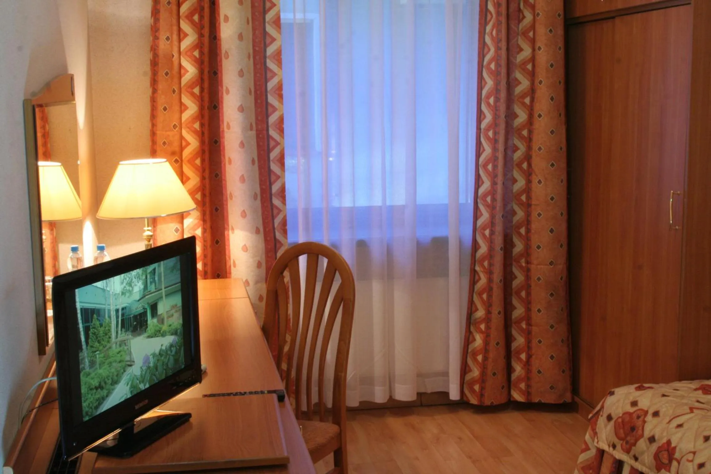 Photo of the whole room in Hotel Kama Park