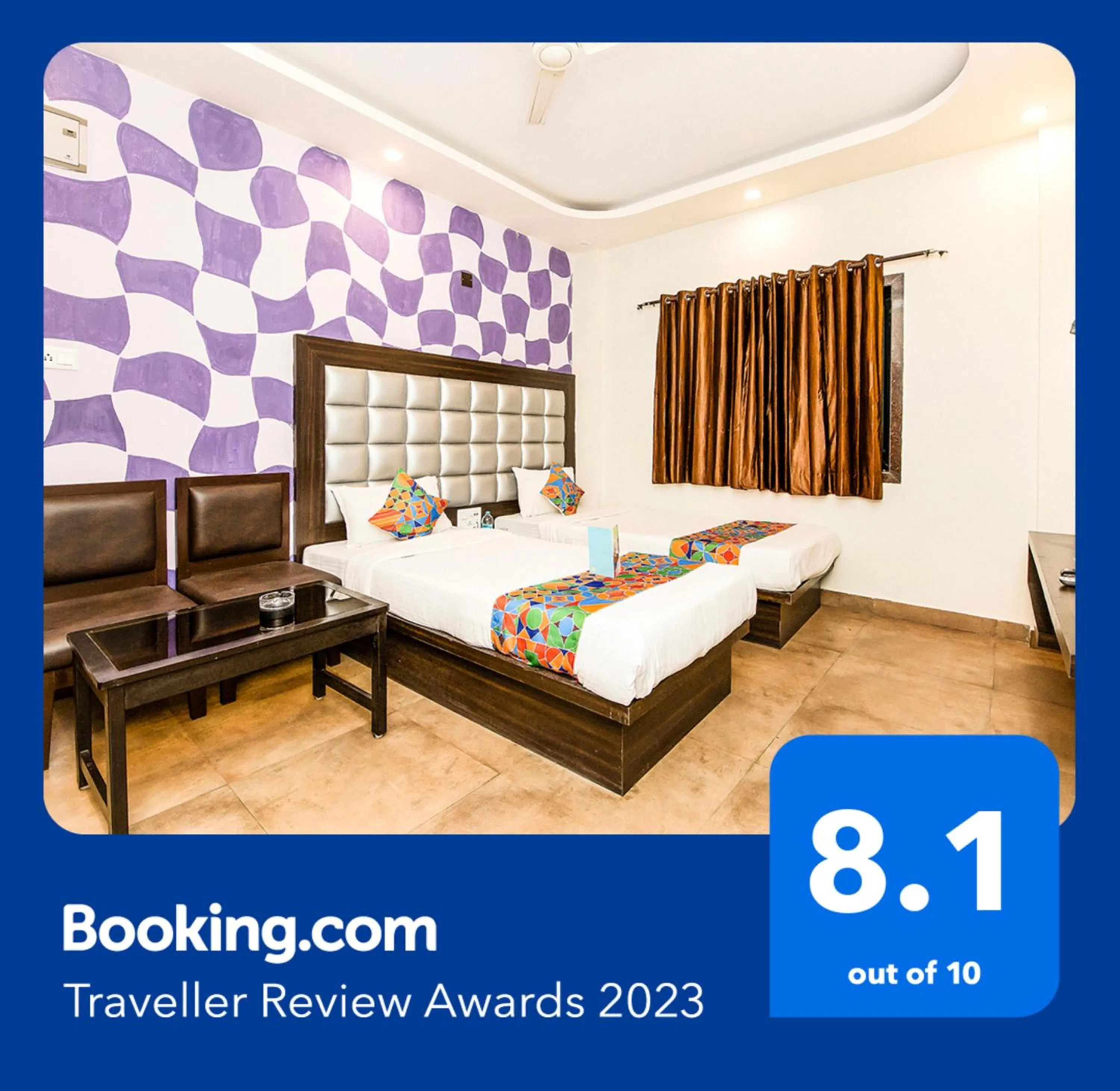 Living room, Bed in FabHotel De Sivalika - 500m from Belur Math