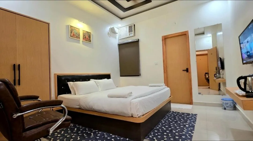 Bed in The White Canyon