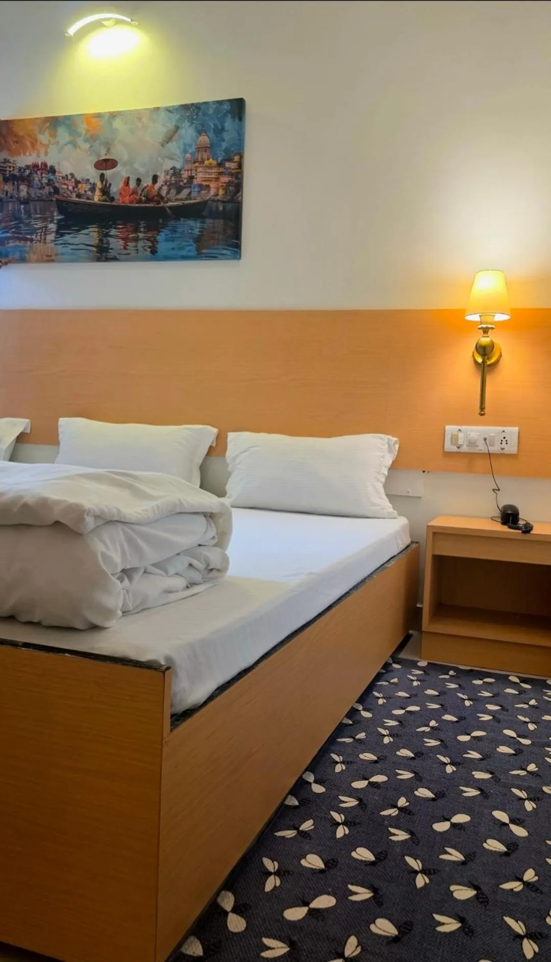 Bedroom, Bed in The White Canyon