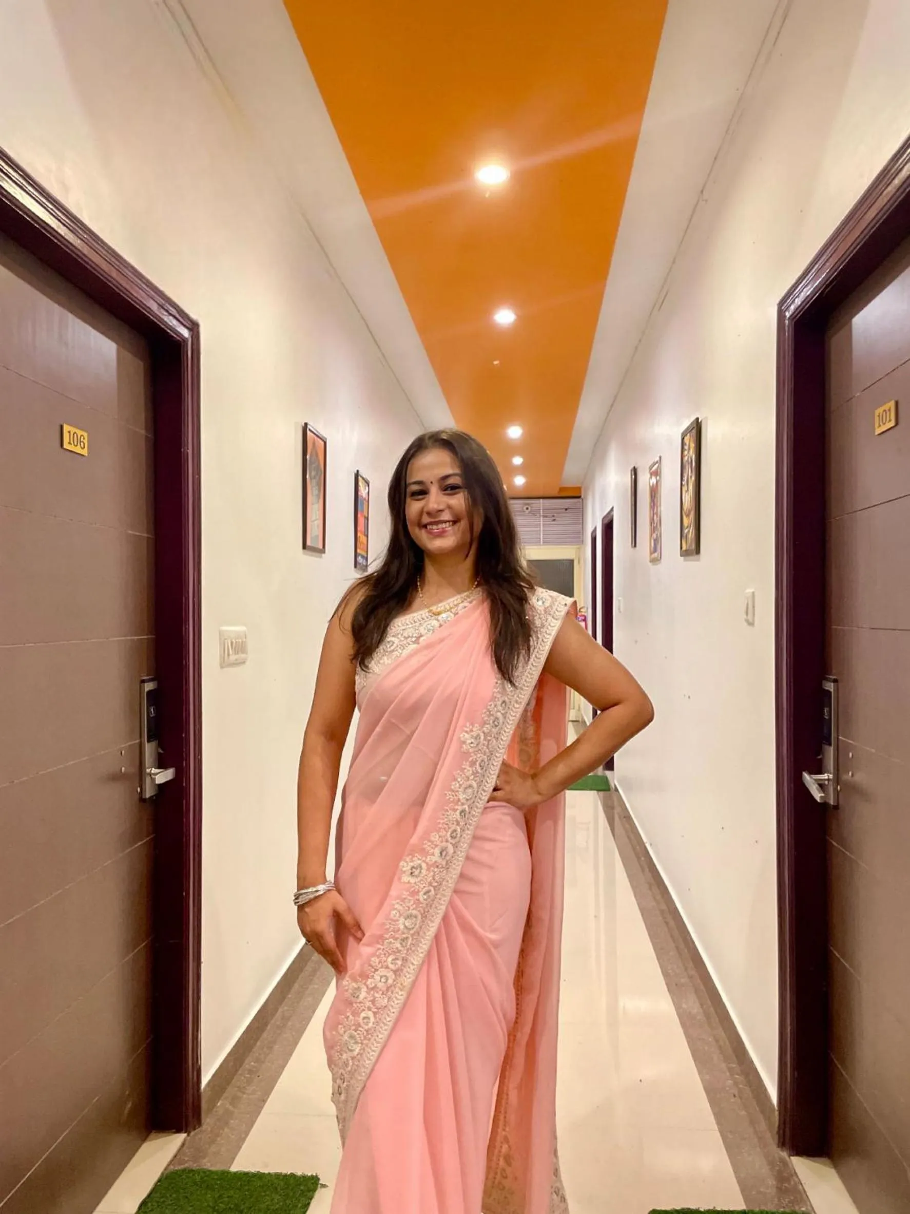 Guests in The White Canyon