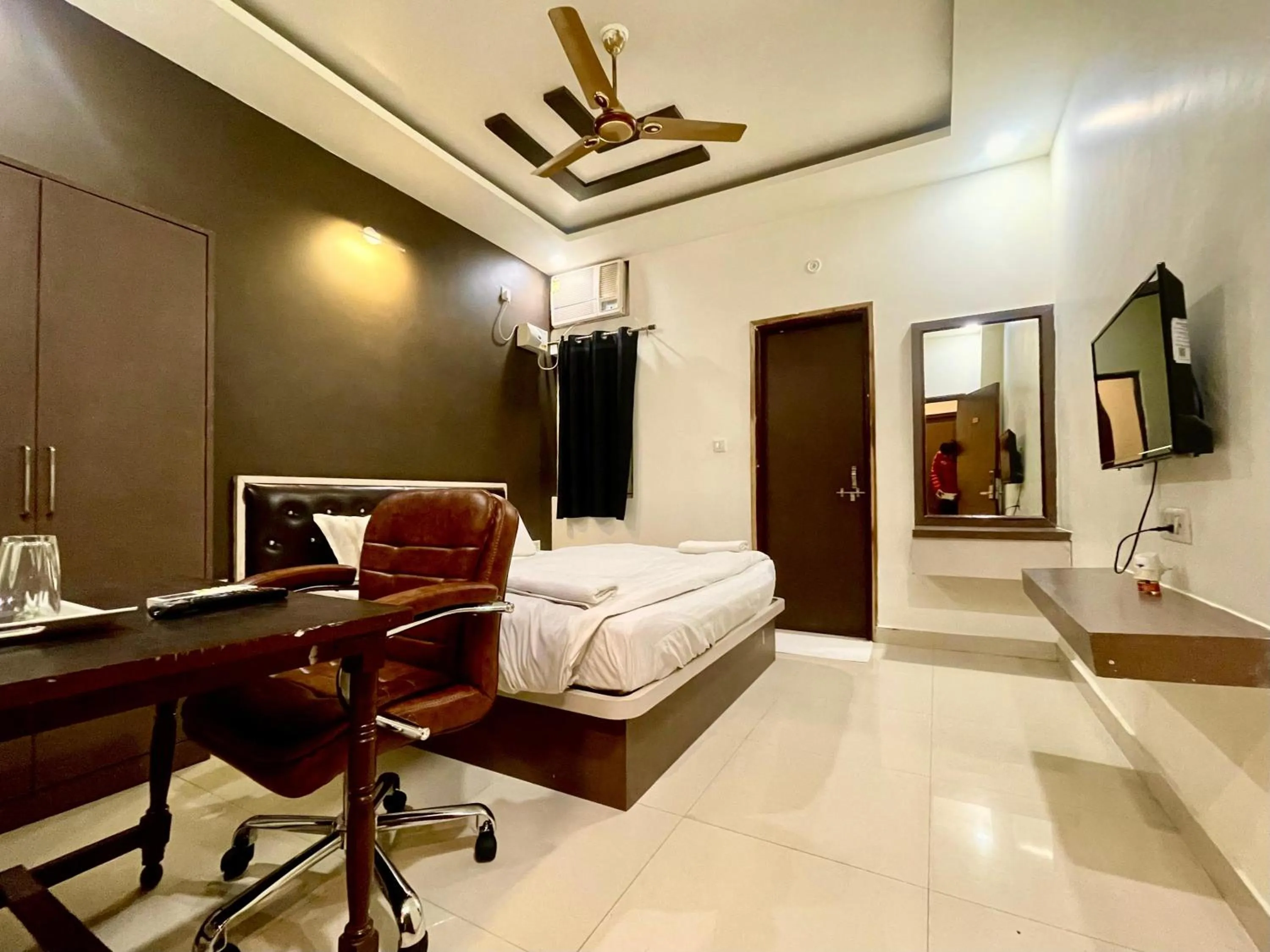 Bed in The White Canyon