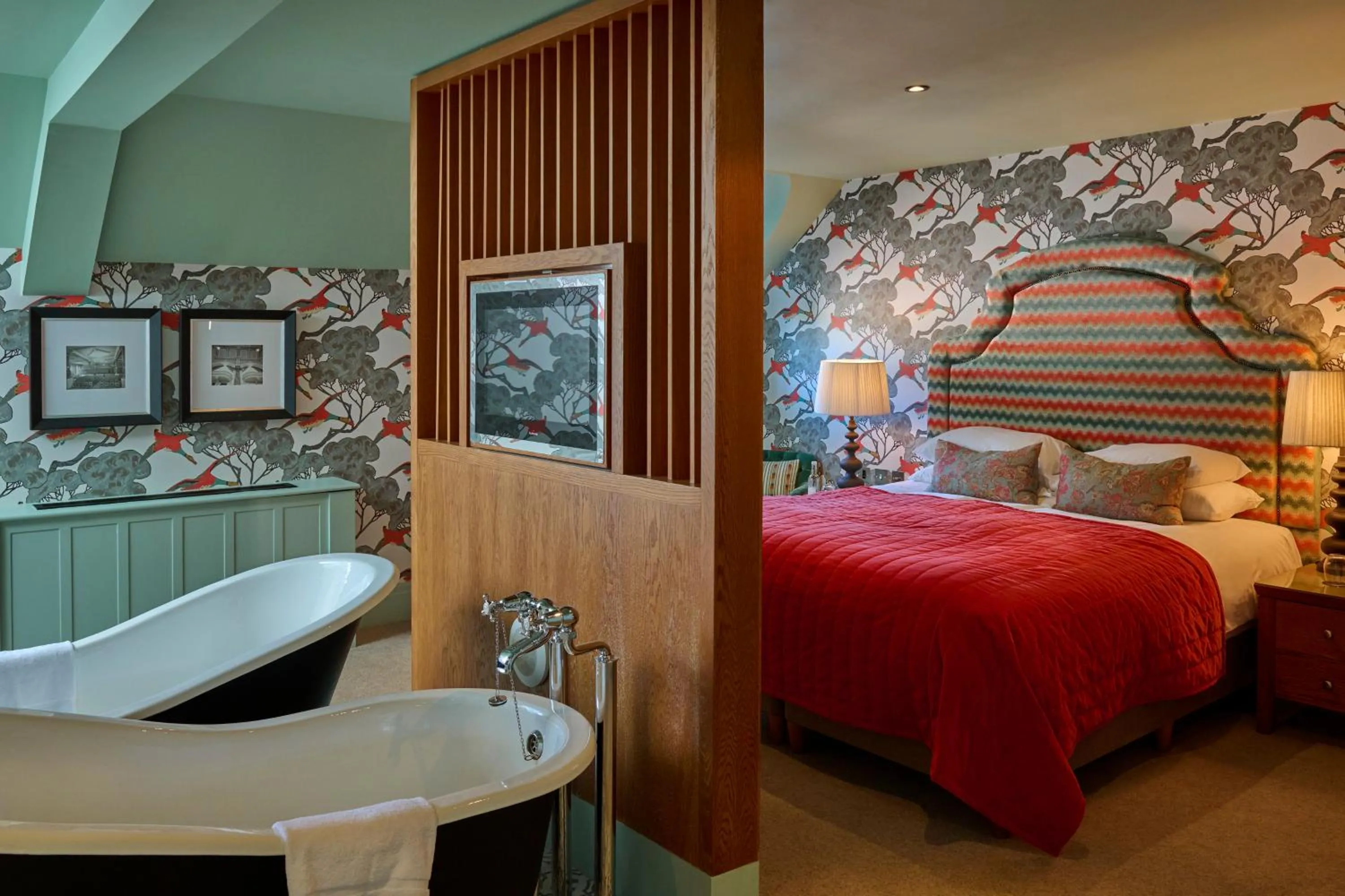 Bedroom, Bed in Hotel du Vin Cheltenham