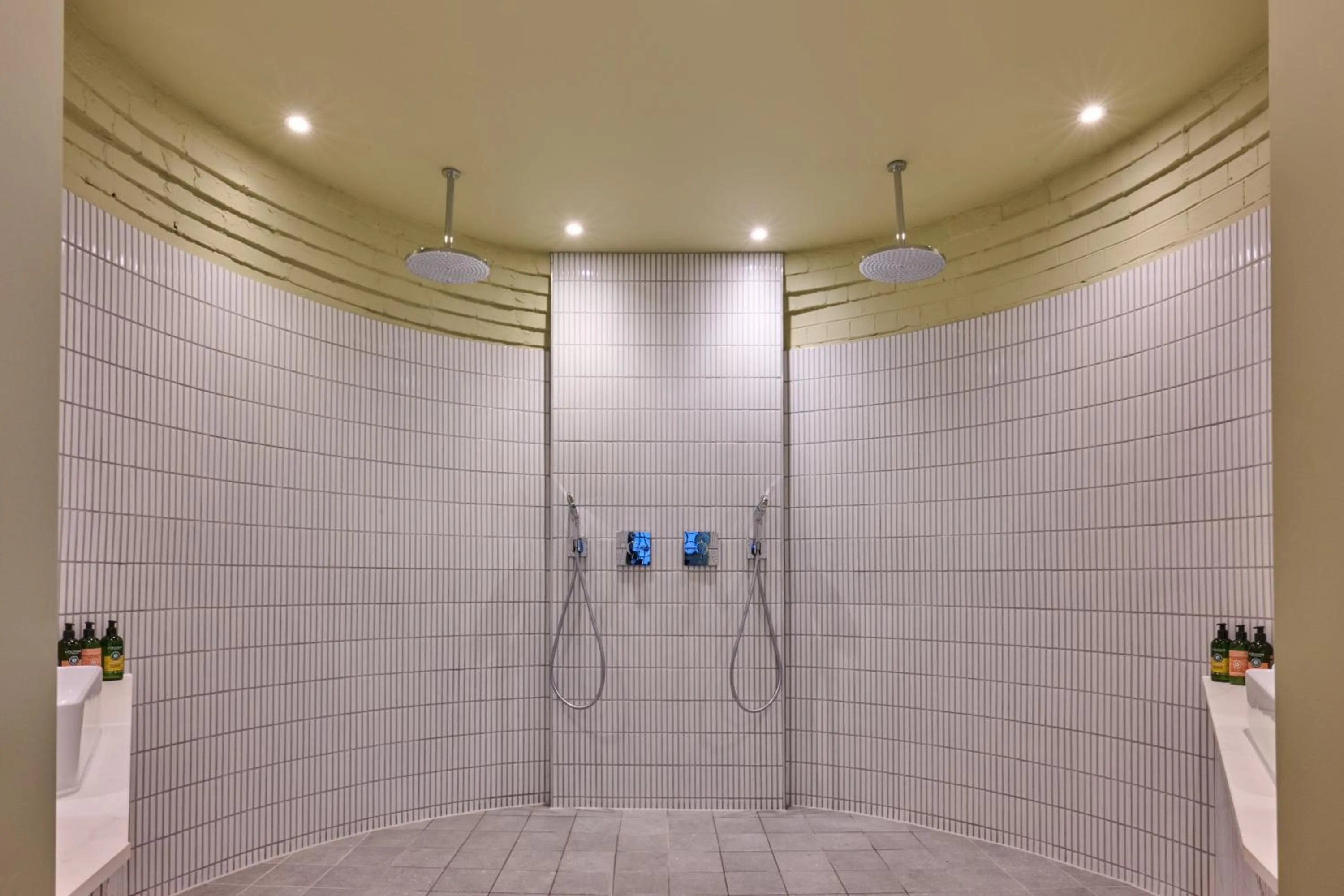 Shower in Hotel du Vin Henley