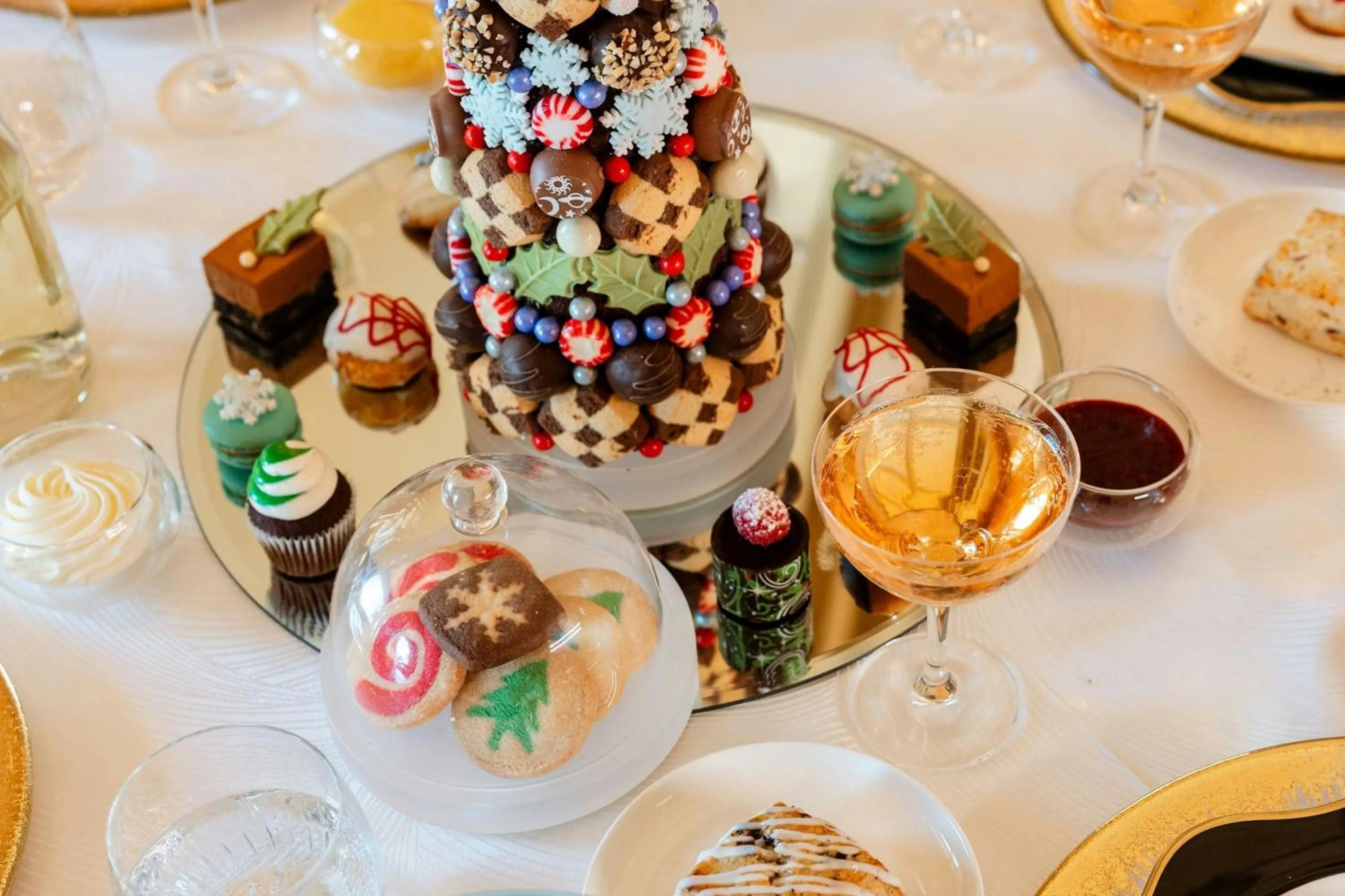 Restaurant/places to eat in The Resort at Pelican Hill