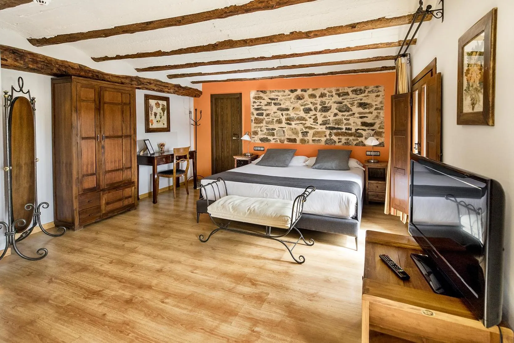 Bedroom, Bed in Hotel La Fonda De La Estación