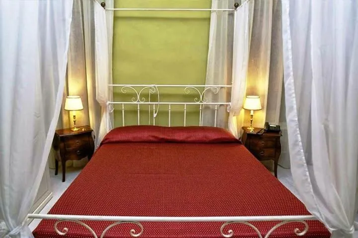 Bed in Palazzo Riario