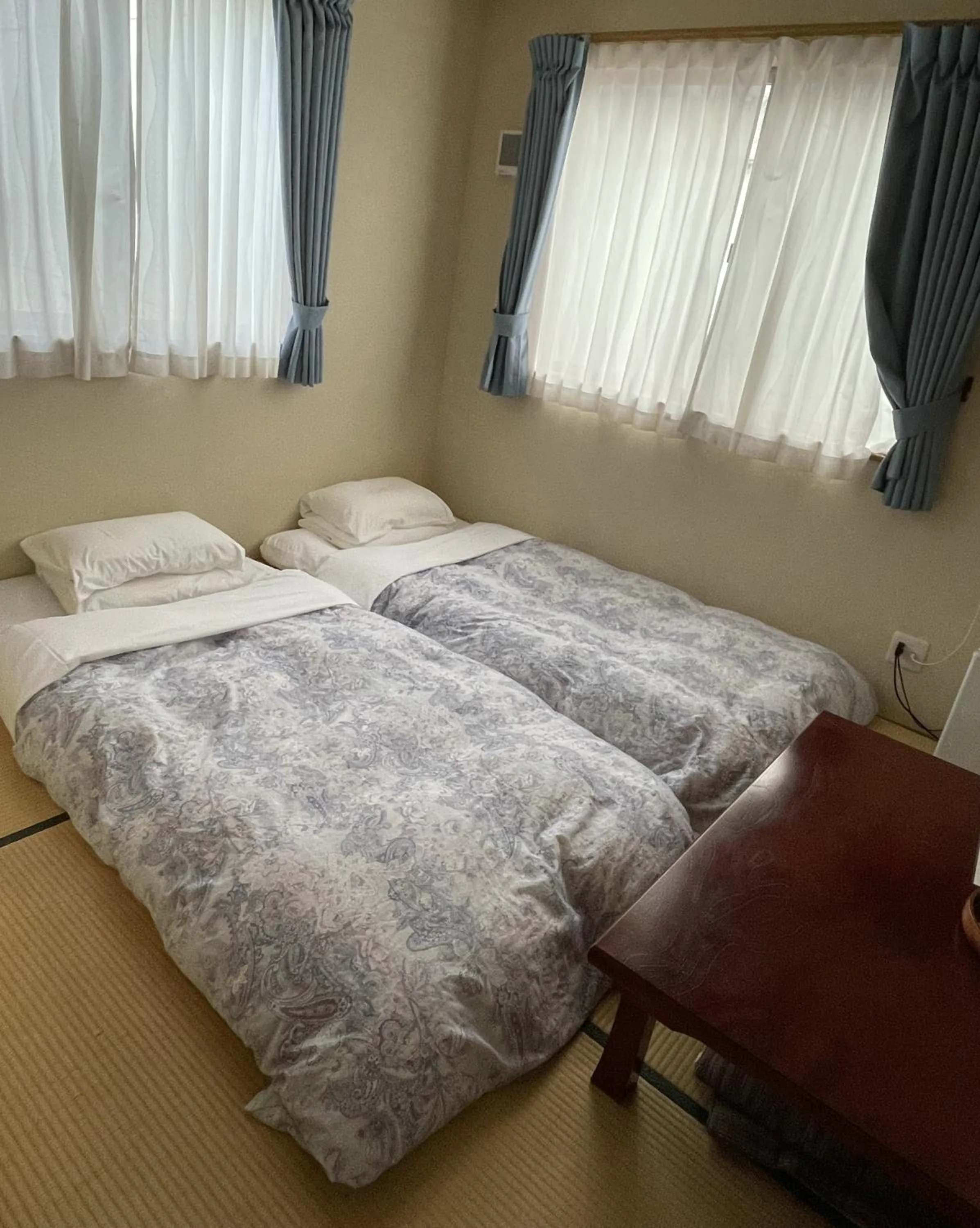 Bed in Karin doo Hotel