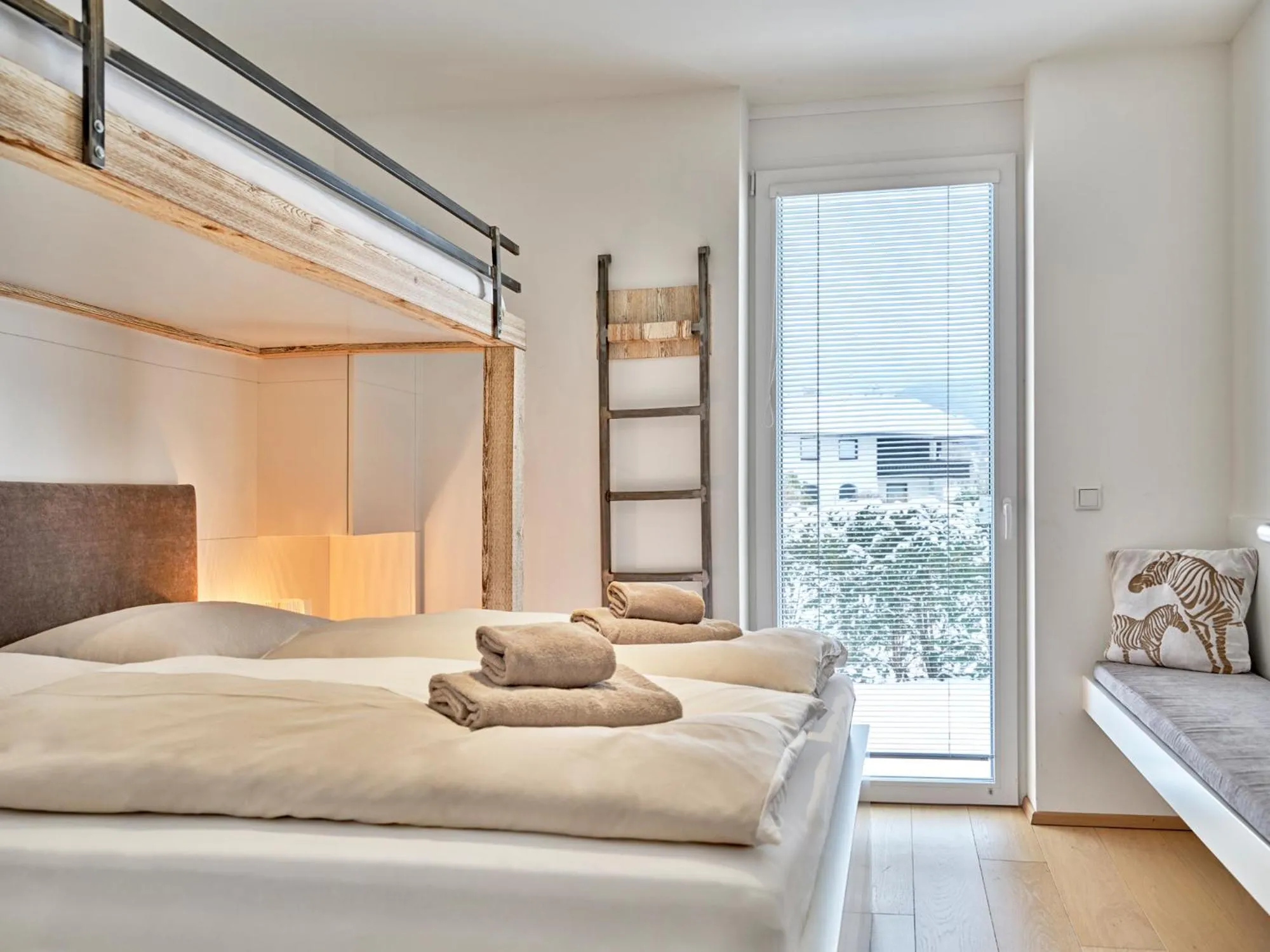 Bedroom, Bed in Sonnenhaus Schladming Dachstein