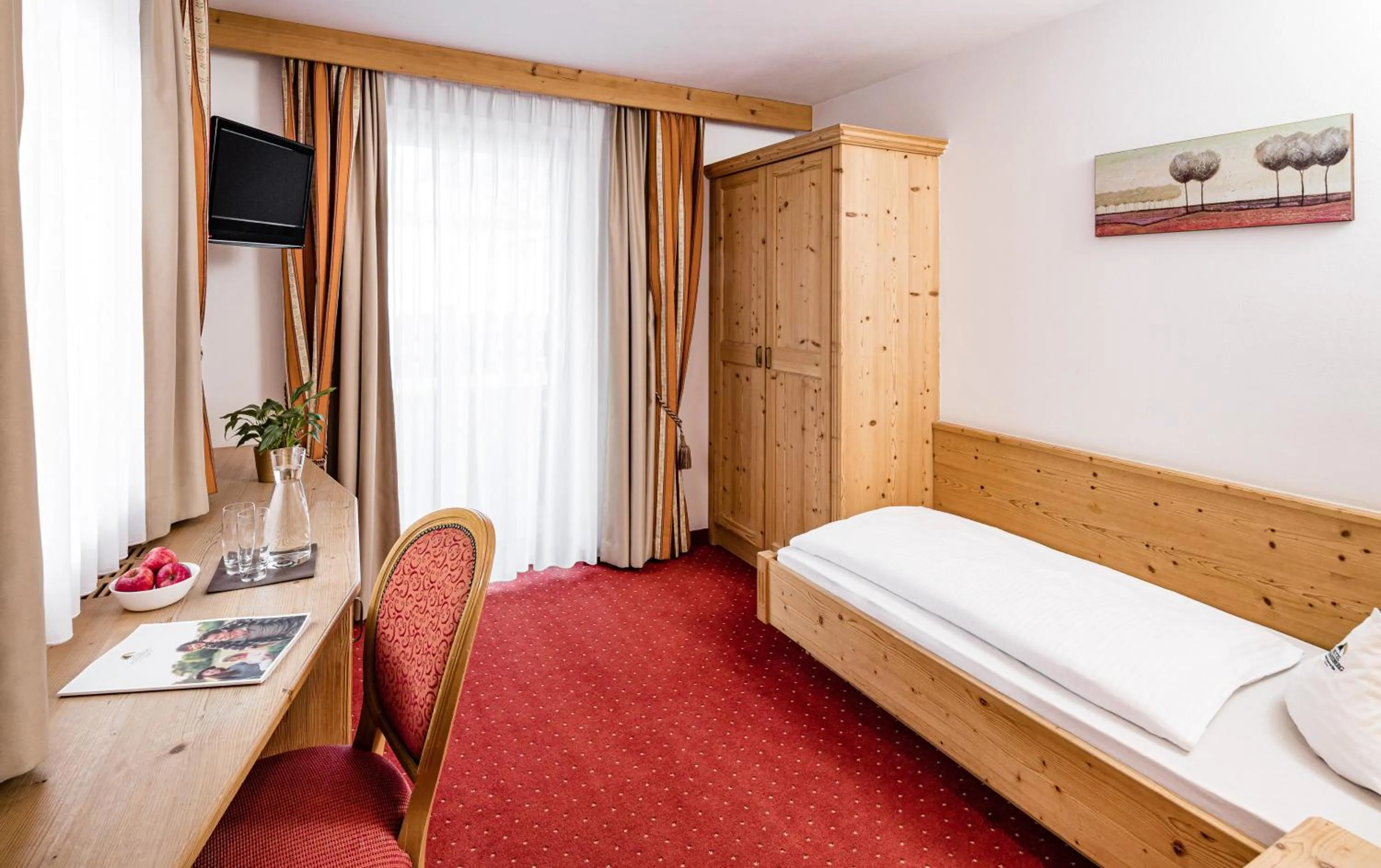 Bed in Hotel Schneeberg FAMILY SPA RESORT