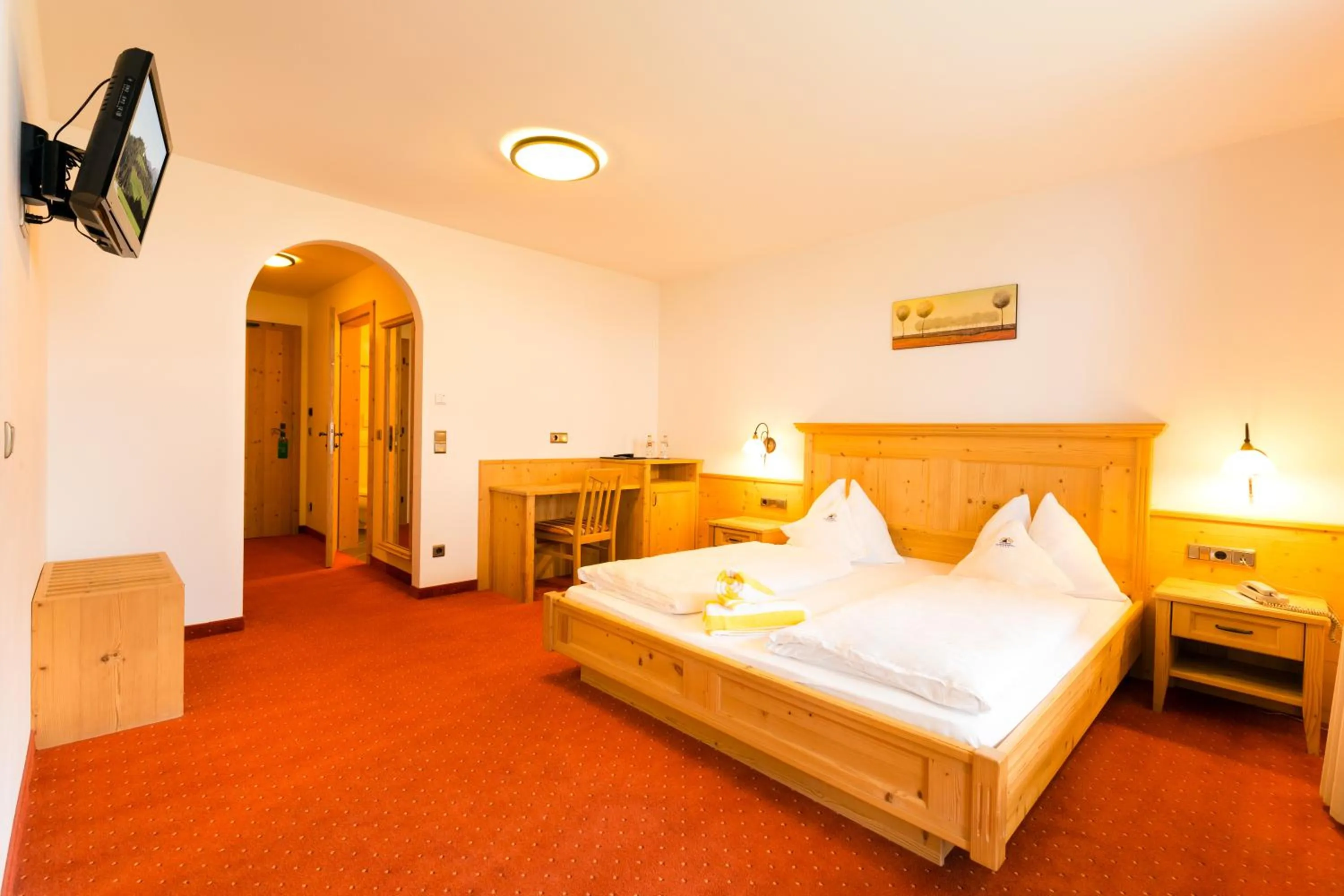 Photo of the whole room, Bed in Hotel Schneeberg FAMILY SPA RESORT