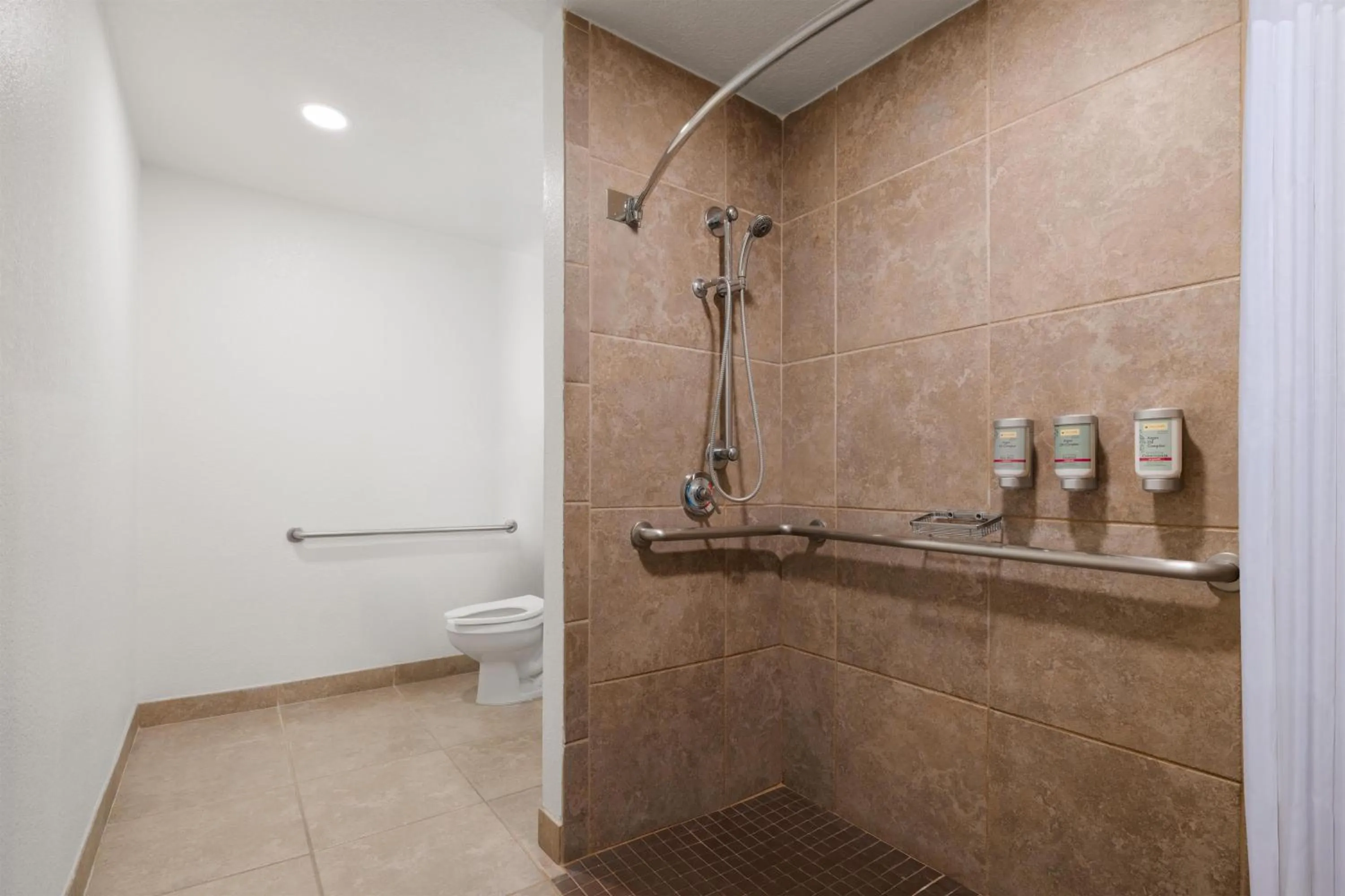 Bathroom in Best Western El Paso Airport Entrada Hotel