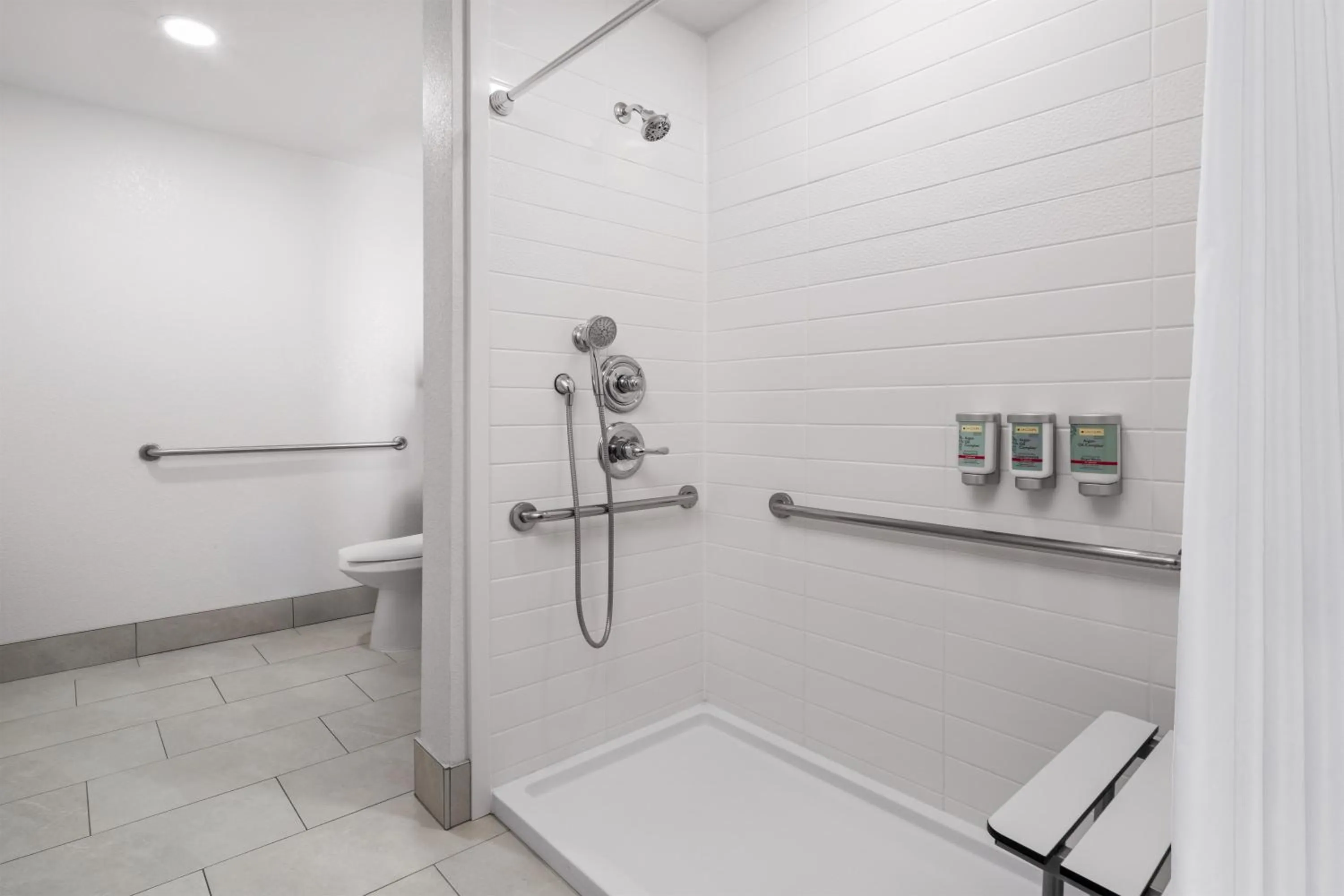 Bathroom in Best Western El Paso Airport Entrada Hotel