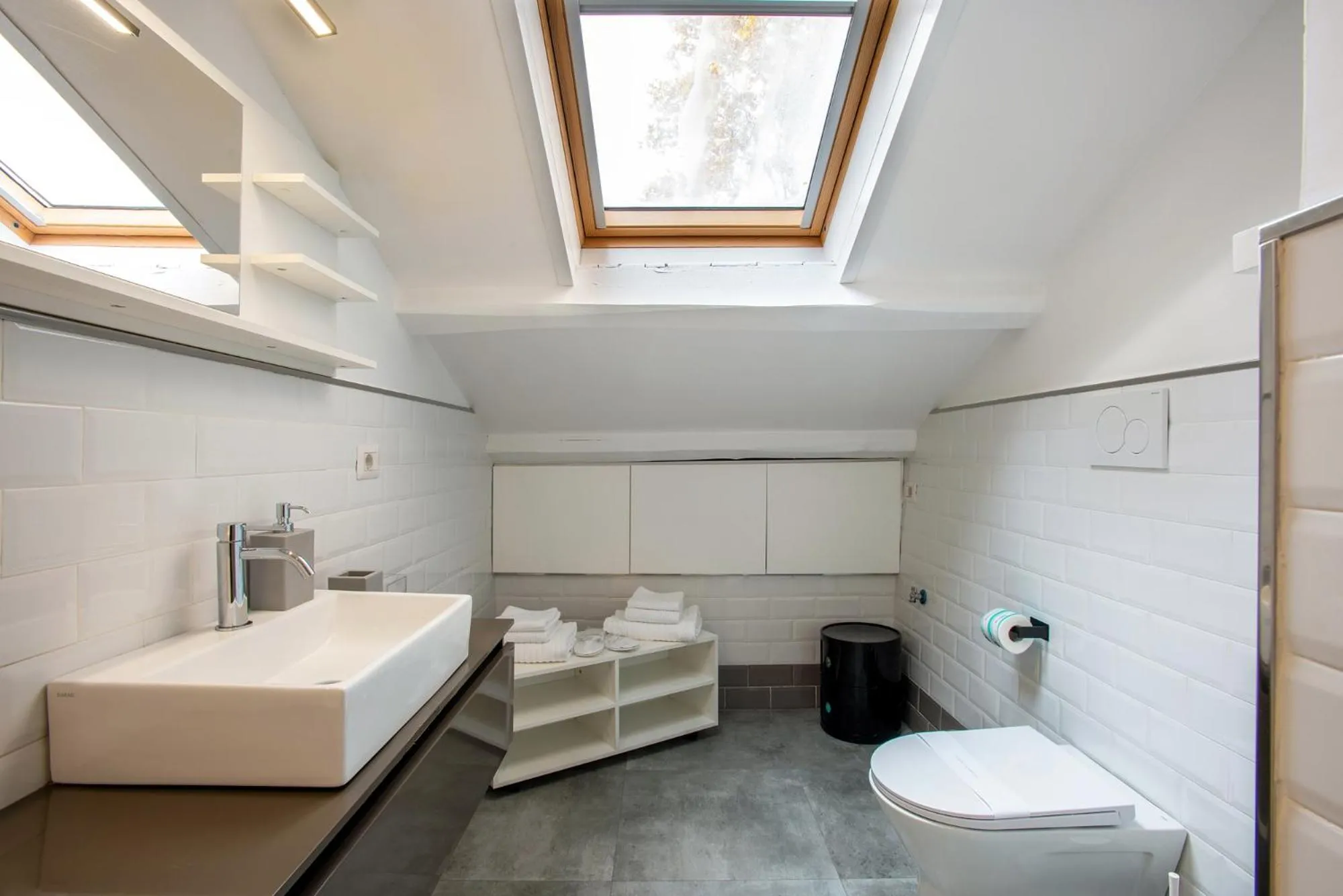 Bathroom in Gonfalone 6