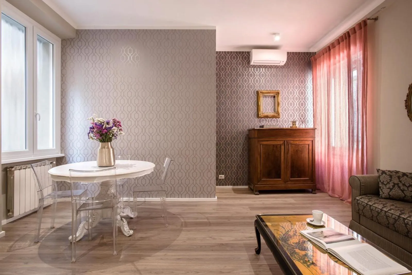 Living room in Gonfalone 6