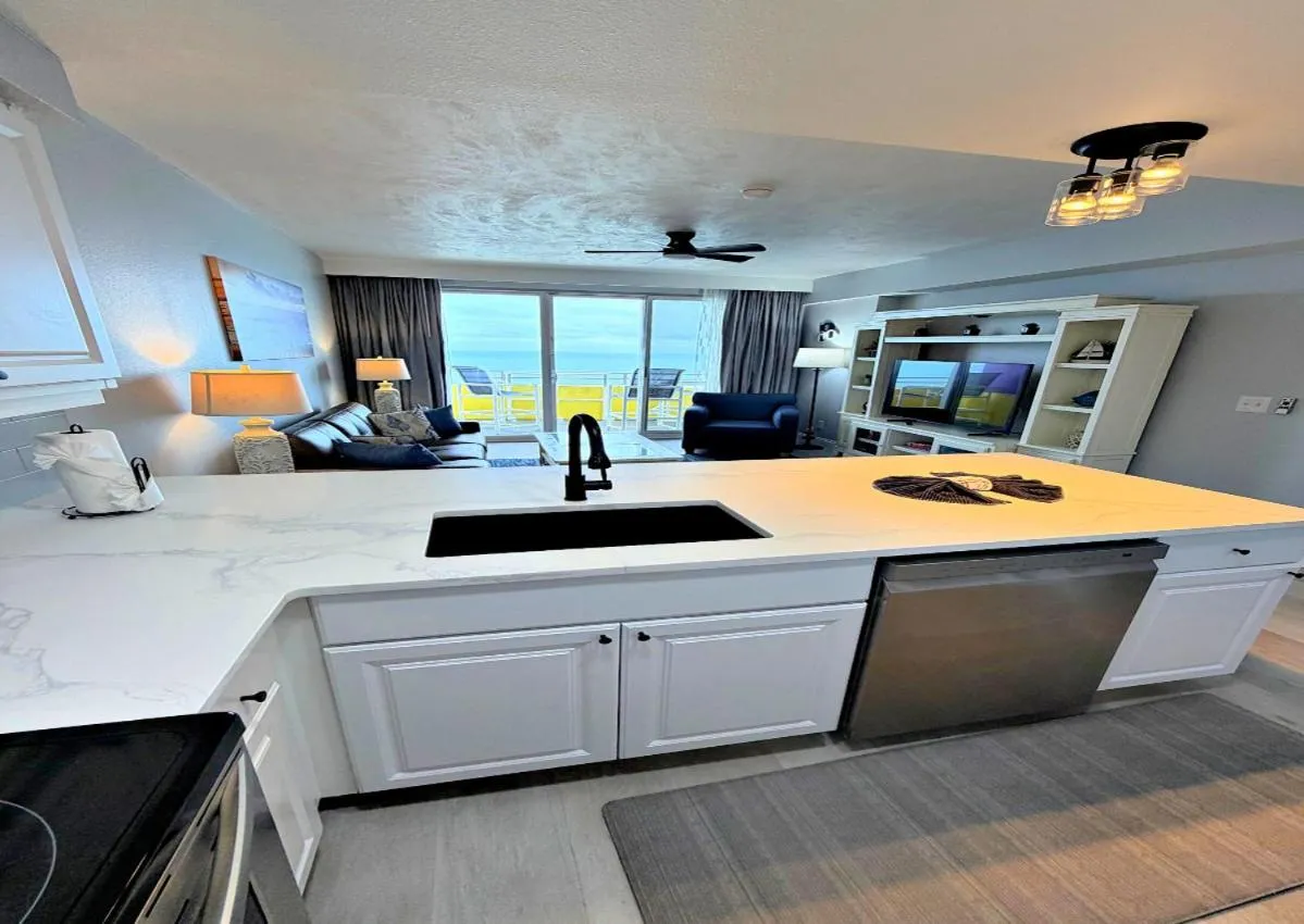 Wyndham Ocean Walk Resort Daytona Beach 1606 One Bedroom Resort Condo Direct Oceanfront