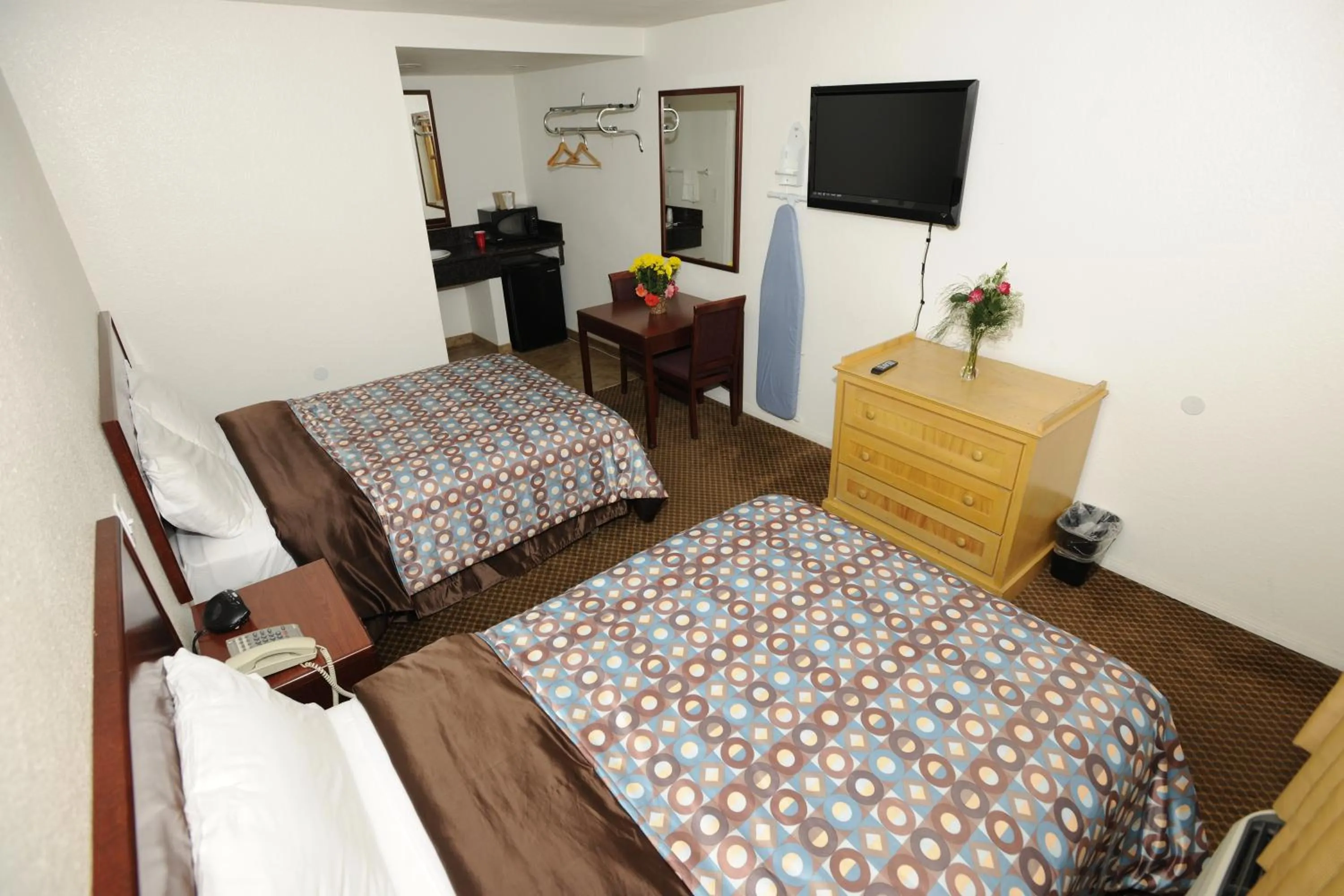 Bed in Victoria Motel