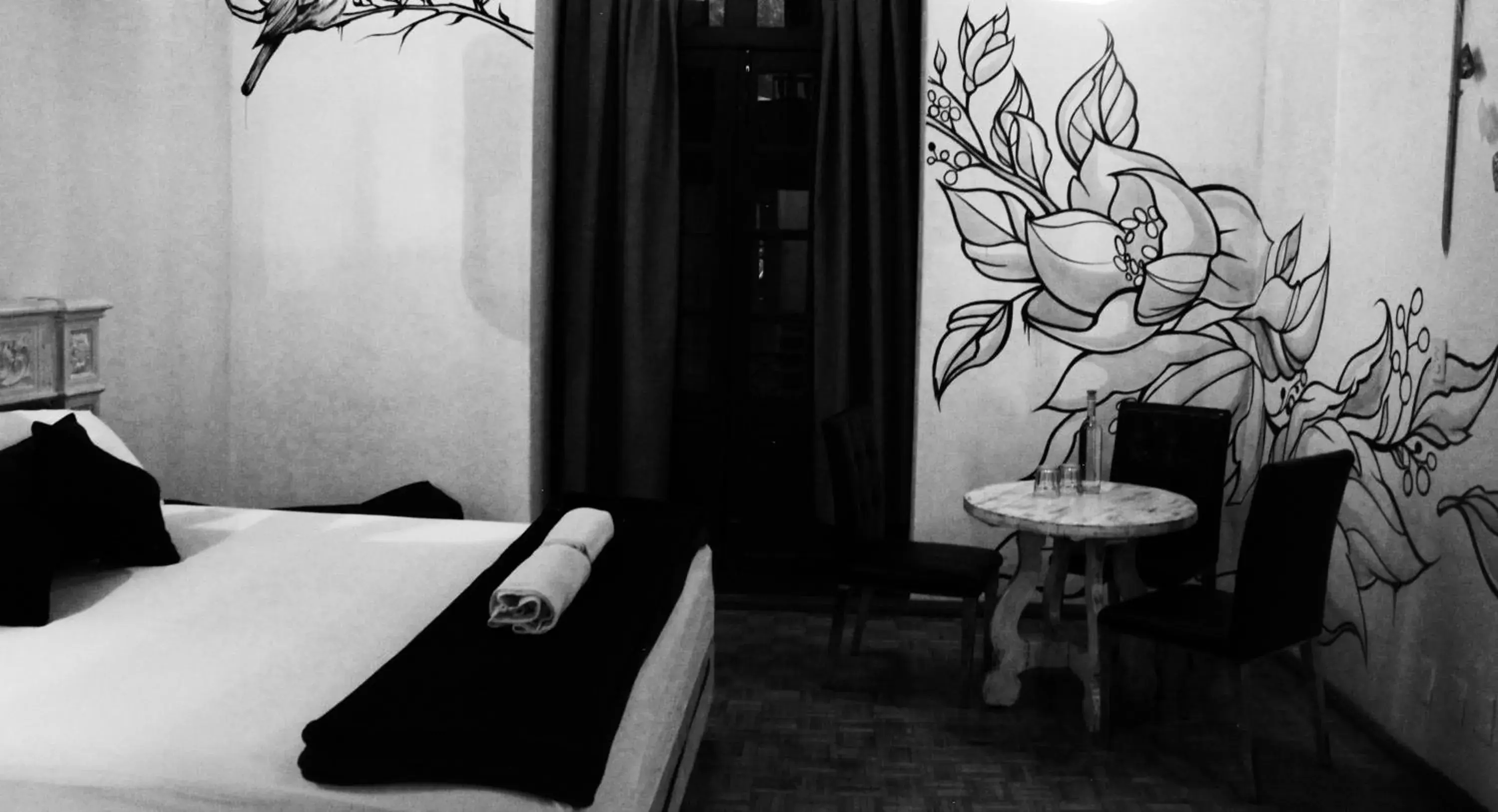 Junior Suite with Balcony in Hostal Regina Down Town Mexico City Junior Suite with Balcony in Hostal Regina Down Town Mexico City