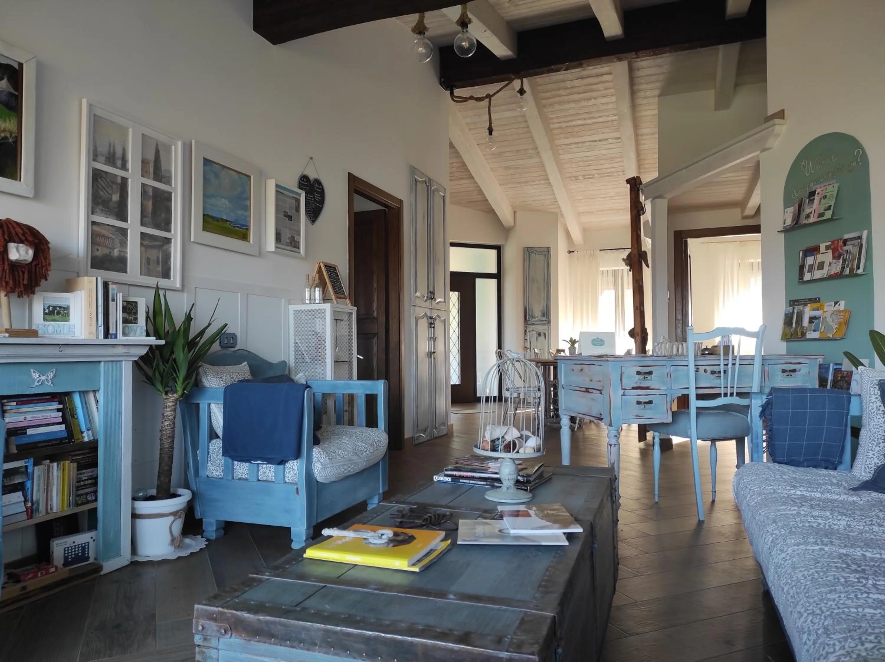 Living room in Caledonia B&B