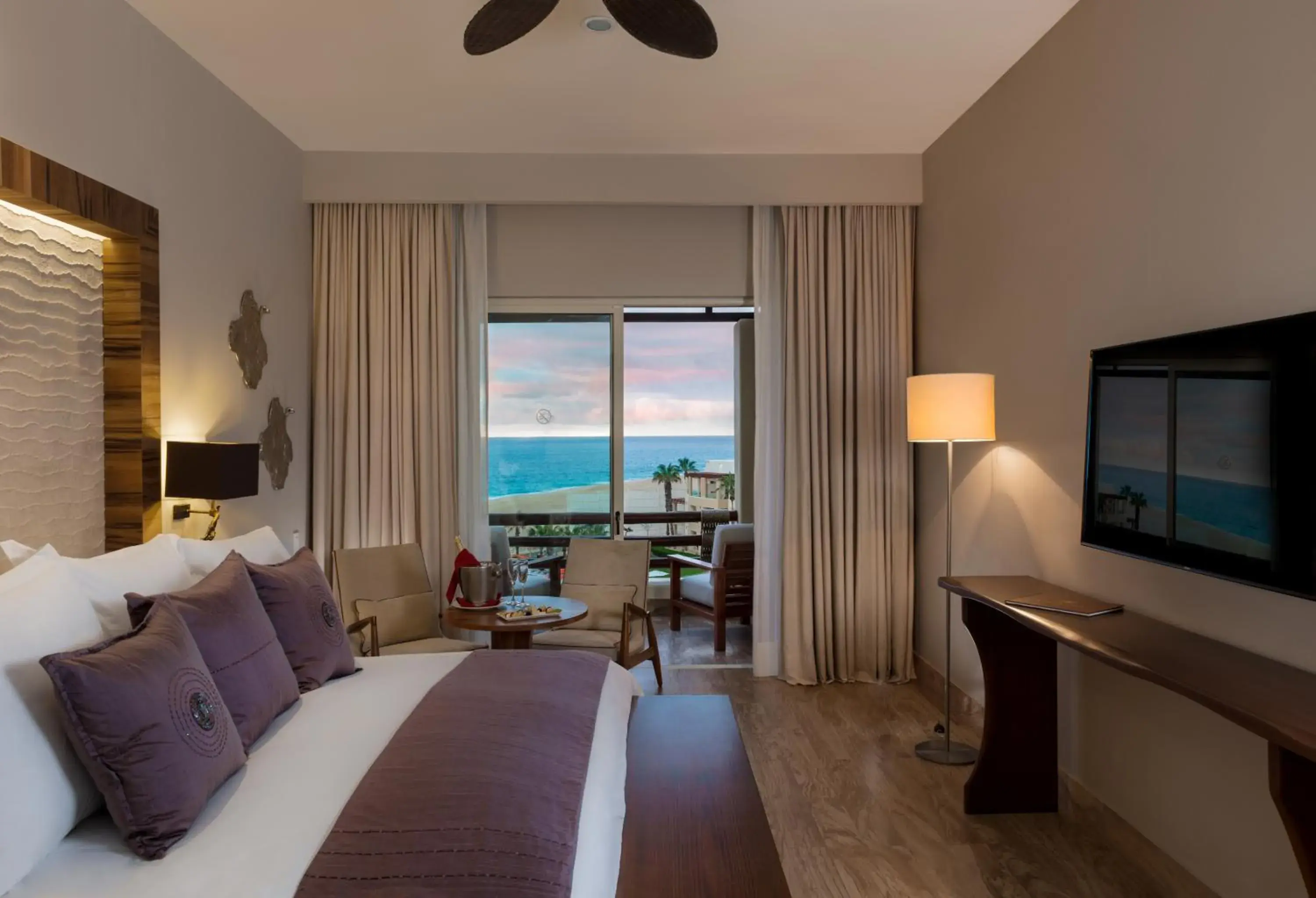 Towers Deluxe Ocean view Room in Pueblo Bonito Pacifica Golf & Spa Resort - All Inclusive - Adults Only Towers Deluxe Ocean view Room in Pueblo Bonito Pacifica Golf & Spa Resort - All Inclusive - Adults Only