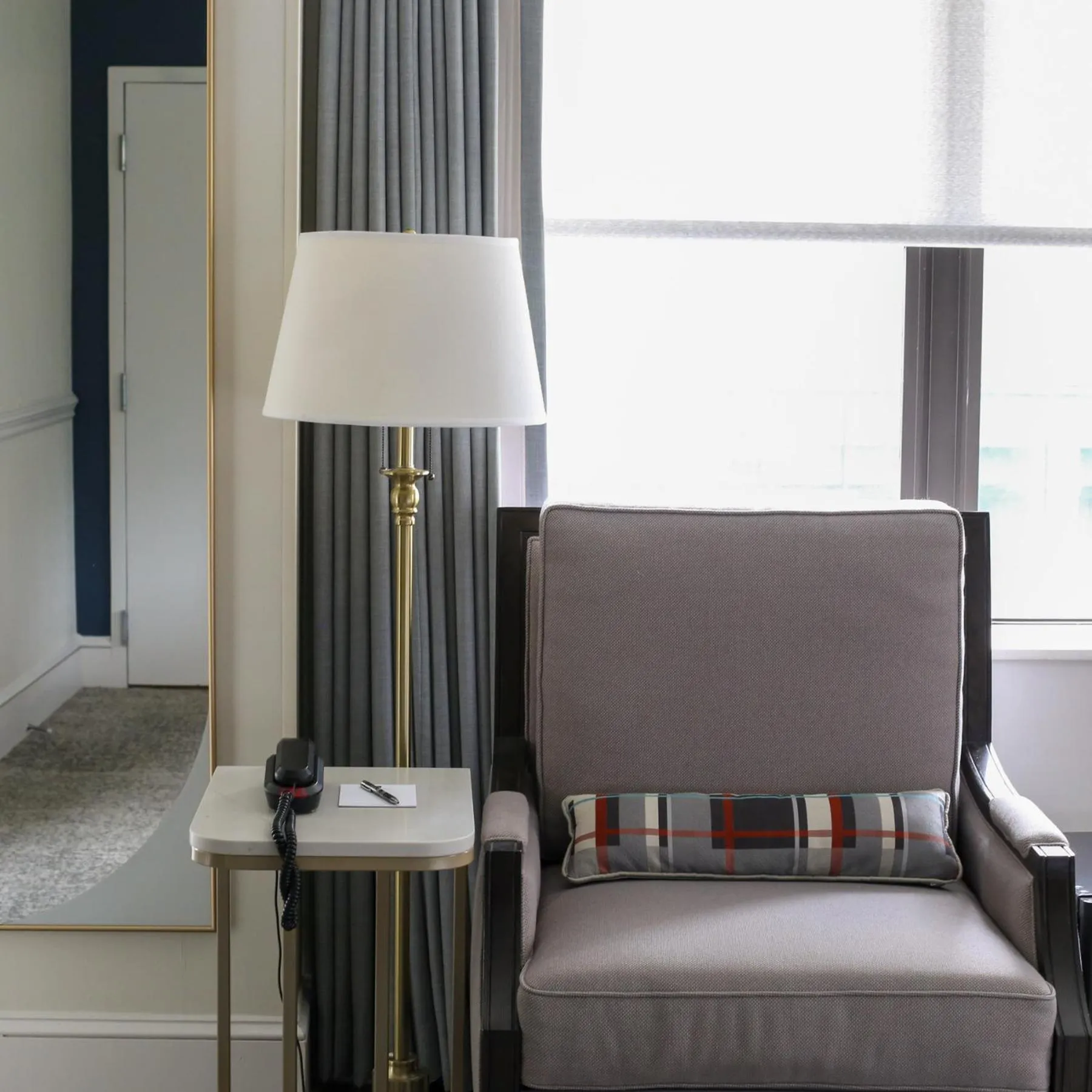 Bedroom, Bed in Dunhill Hotel