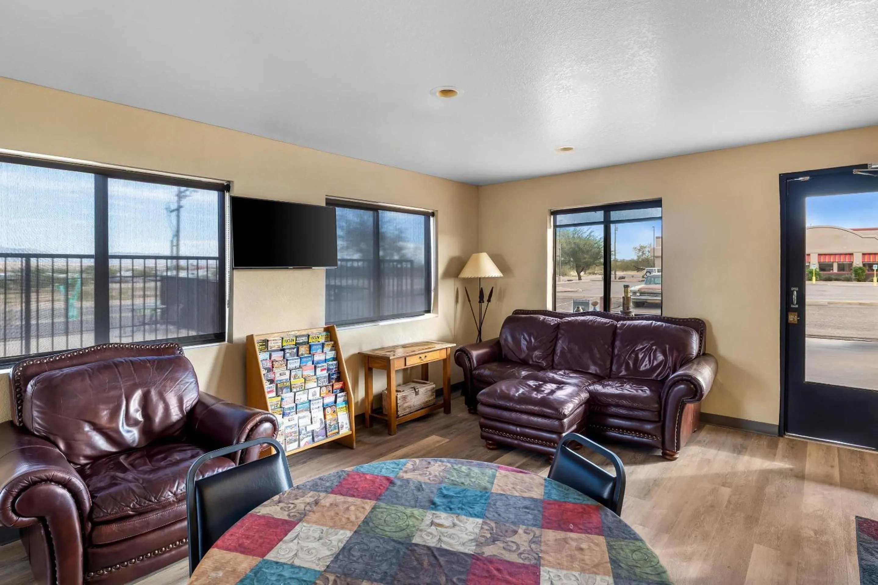 Lobby or reception in Rodeway Inn Copper Stay Benson AZ I-10 Exit 304