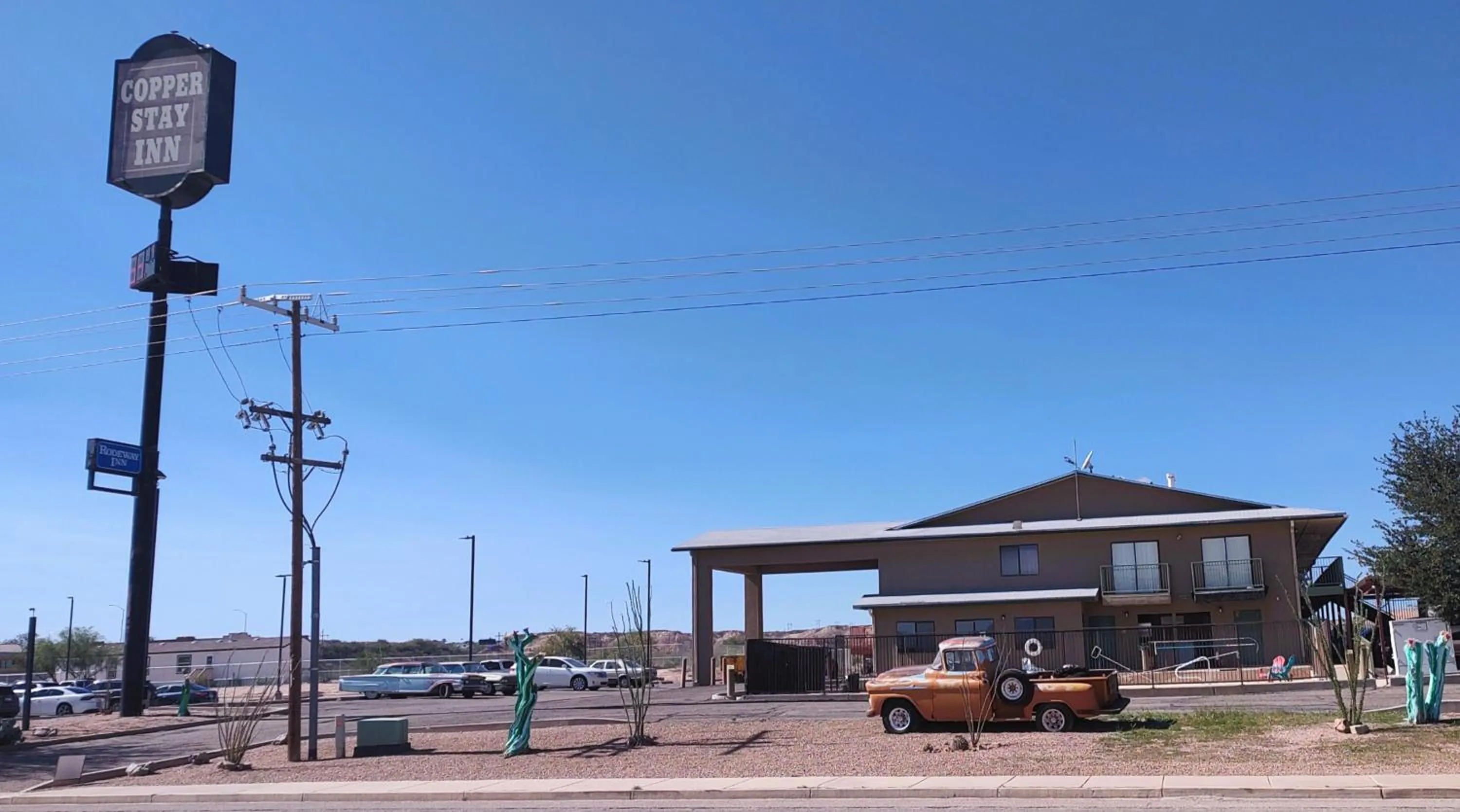 Property building in Rodeway Inn Copper Stay Benson AZ I-10 Exit 304
