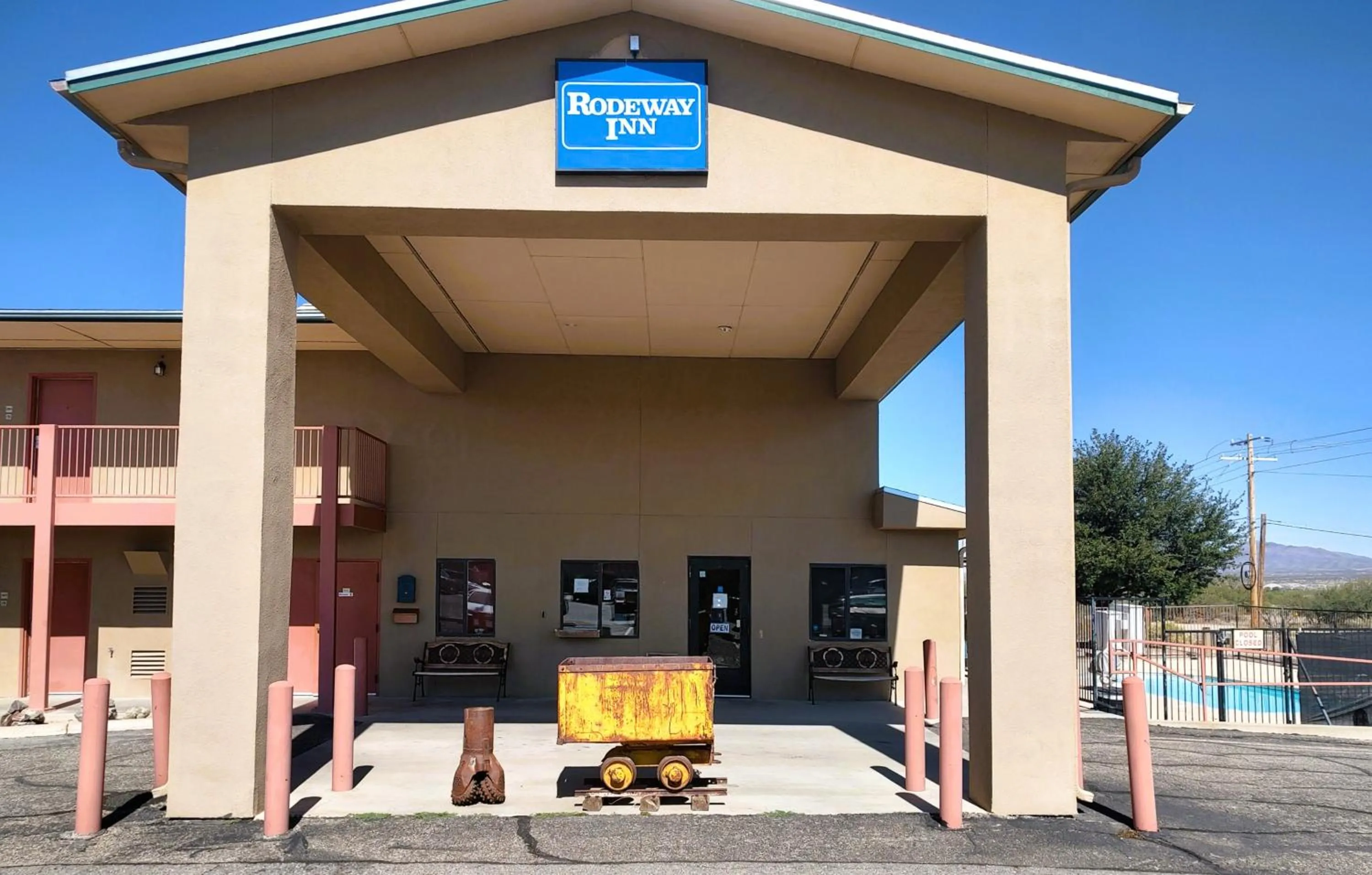 Property building in Rodeway Inn Copper Stay Benson AZ I-10 Exit 304