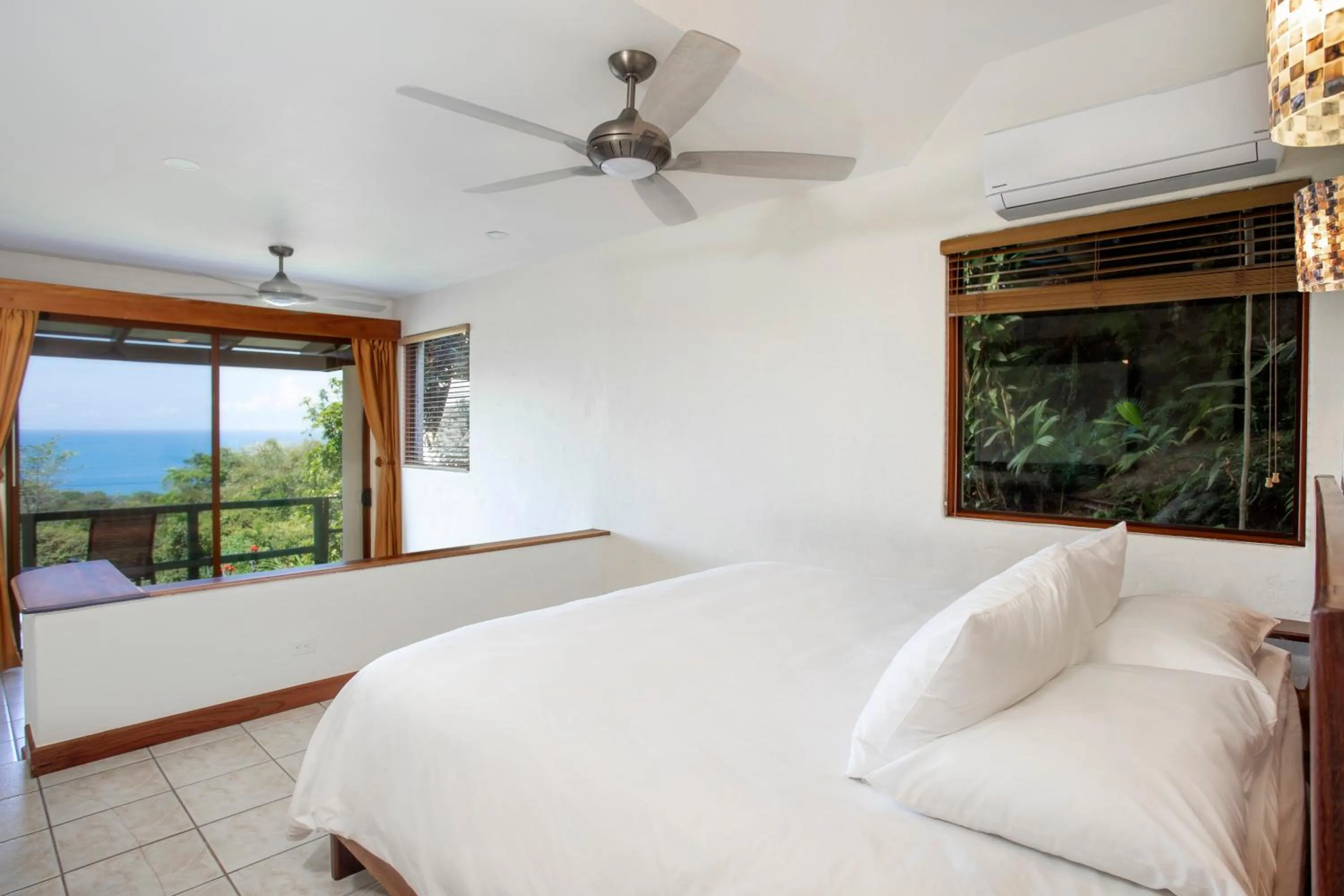 Bed in Si Como No Resort & Wildlife Refuge