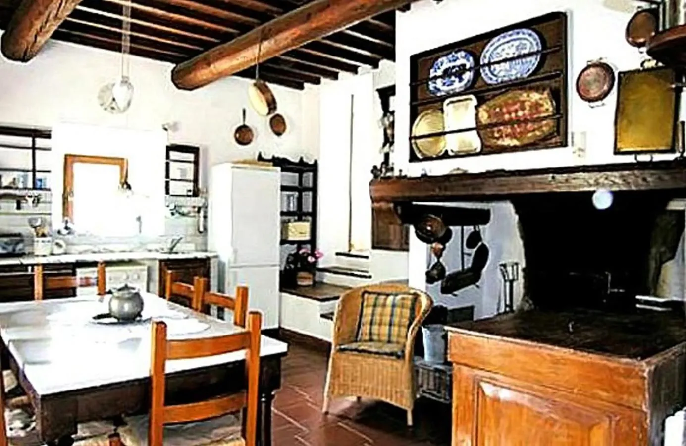 Kitchen or kitchenette in Casale Le Torri