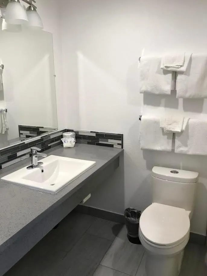 Bathroom in Rex Motel