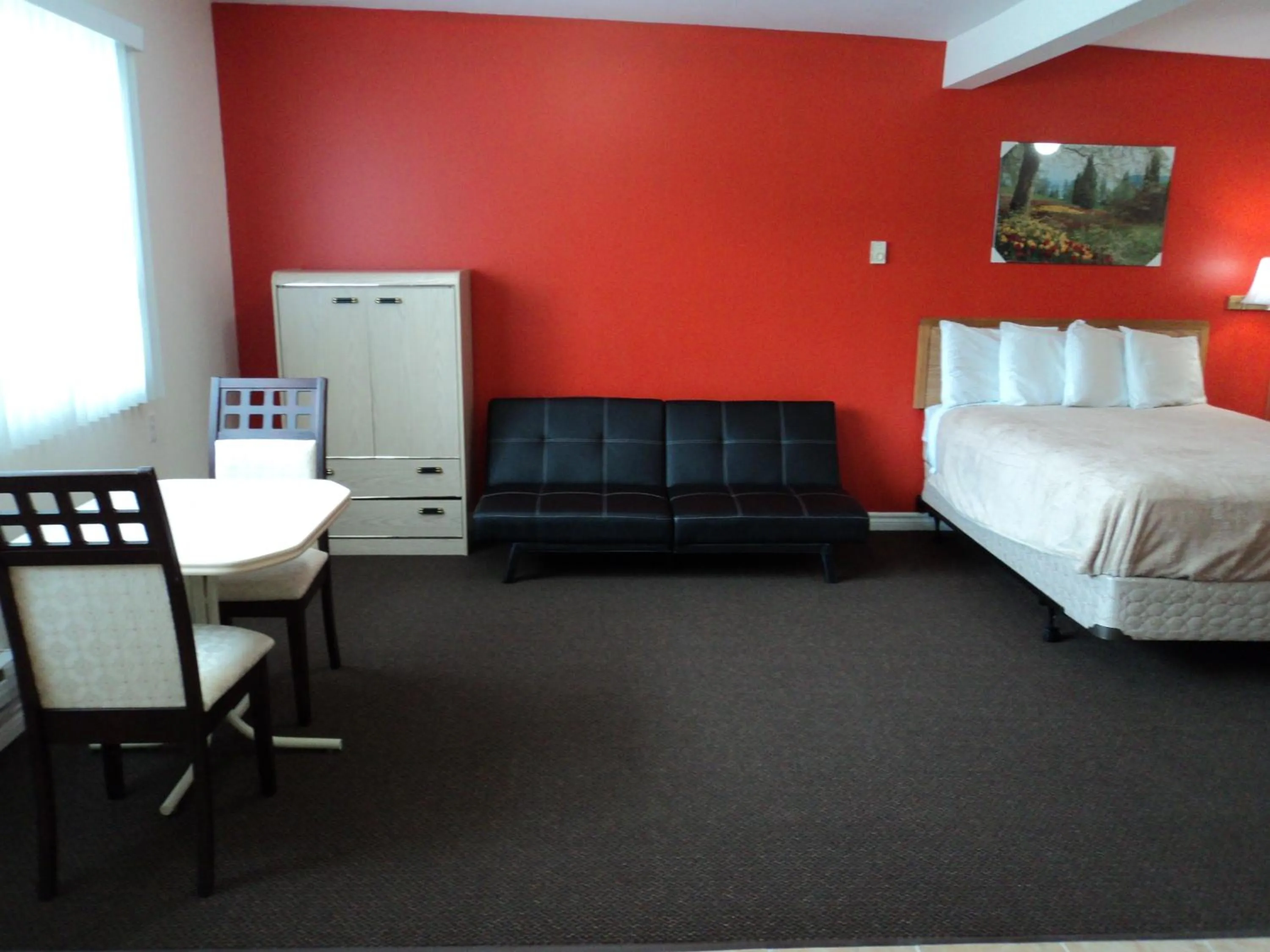 Day, Bed in Rymal's Motel