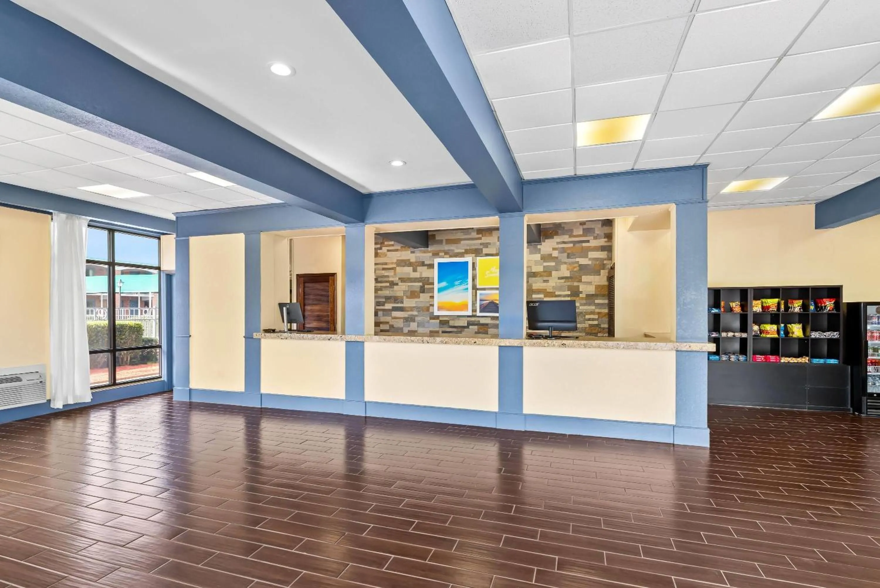 Lobby or reception in Days Inn by Wyndham Petersburg/South Fort Lee