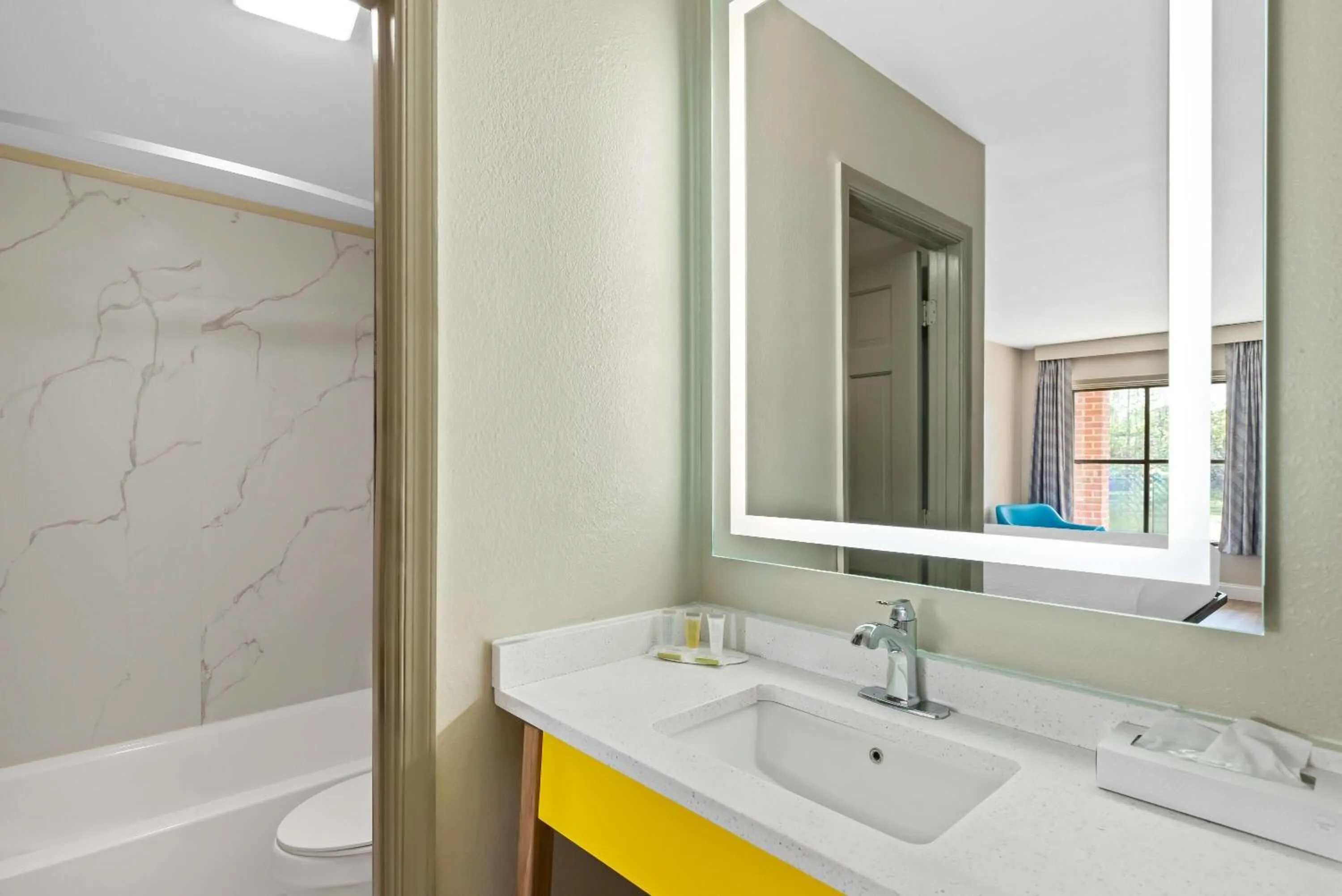 Bathroom in Days Inn by Wyndham Petersburg/South Fort Lee