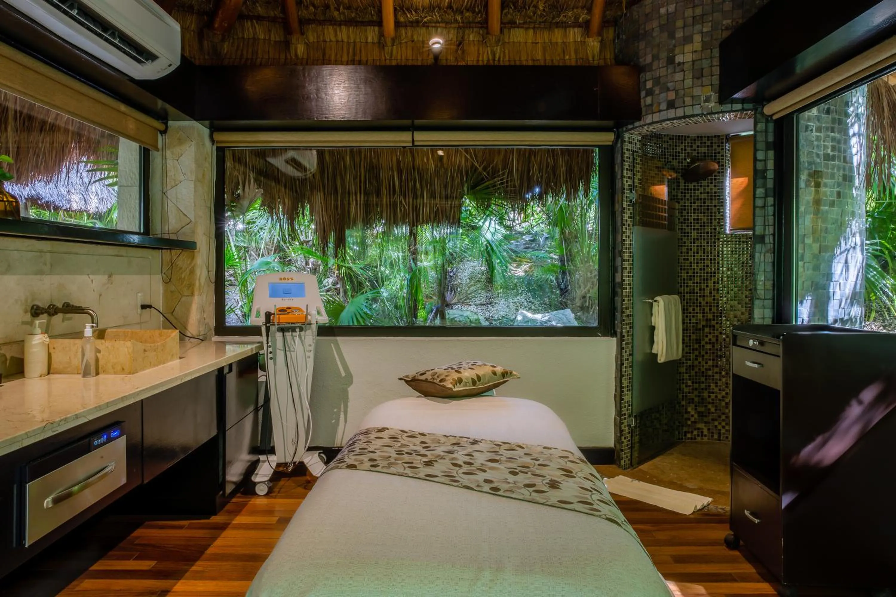 Spa and wellness centre/facilities, Bed in Villa del Palmar Cancun Luxury Beach Resort & Spa