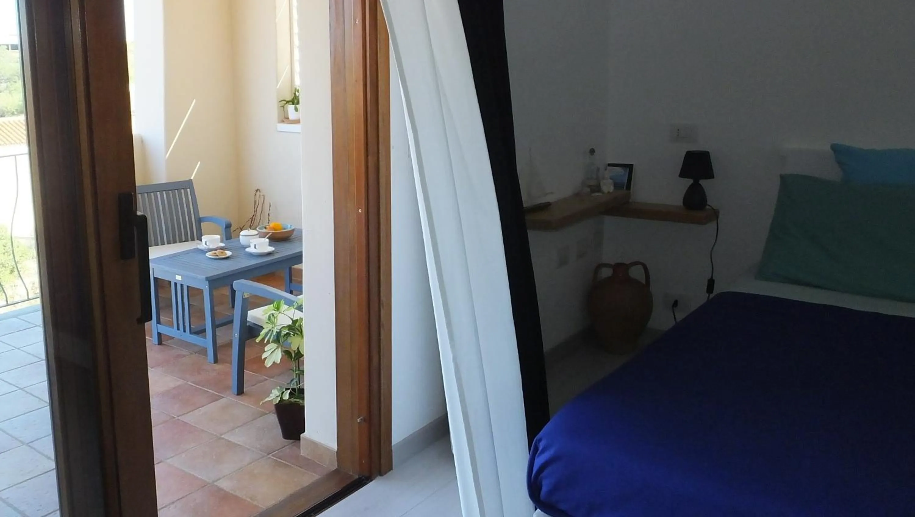 Bedroom in Frina di Mari b&b