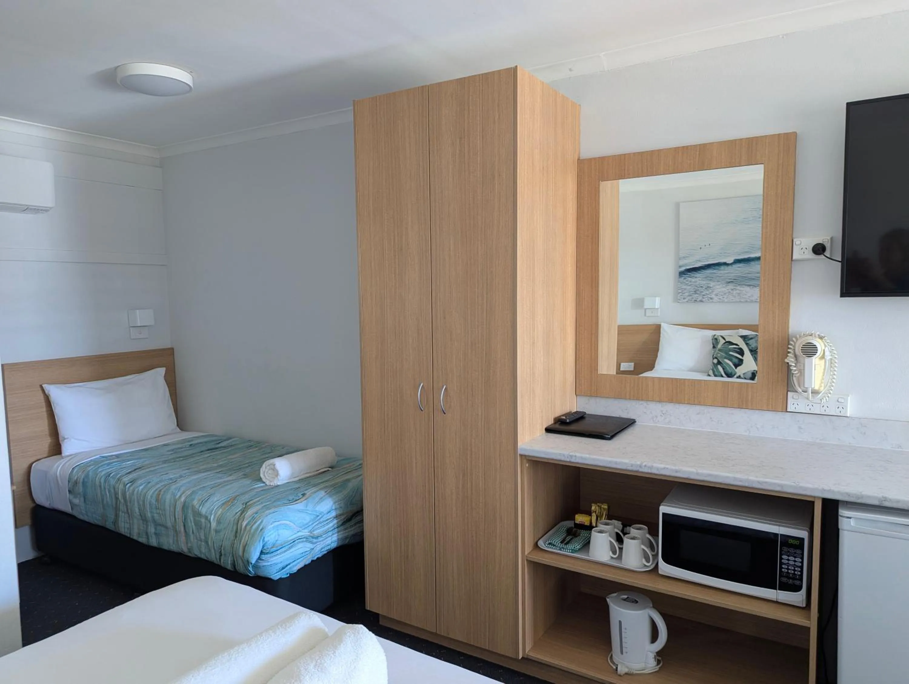 Coffee/tea facilities, Bed in Araluen Motor Lodge