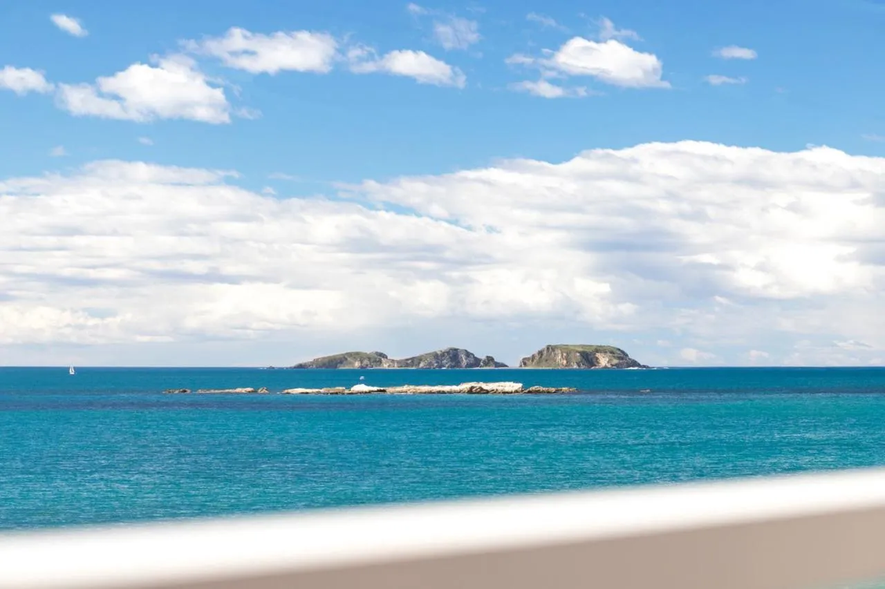 Sea view in Araluen Motor Lodge