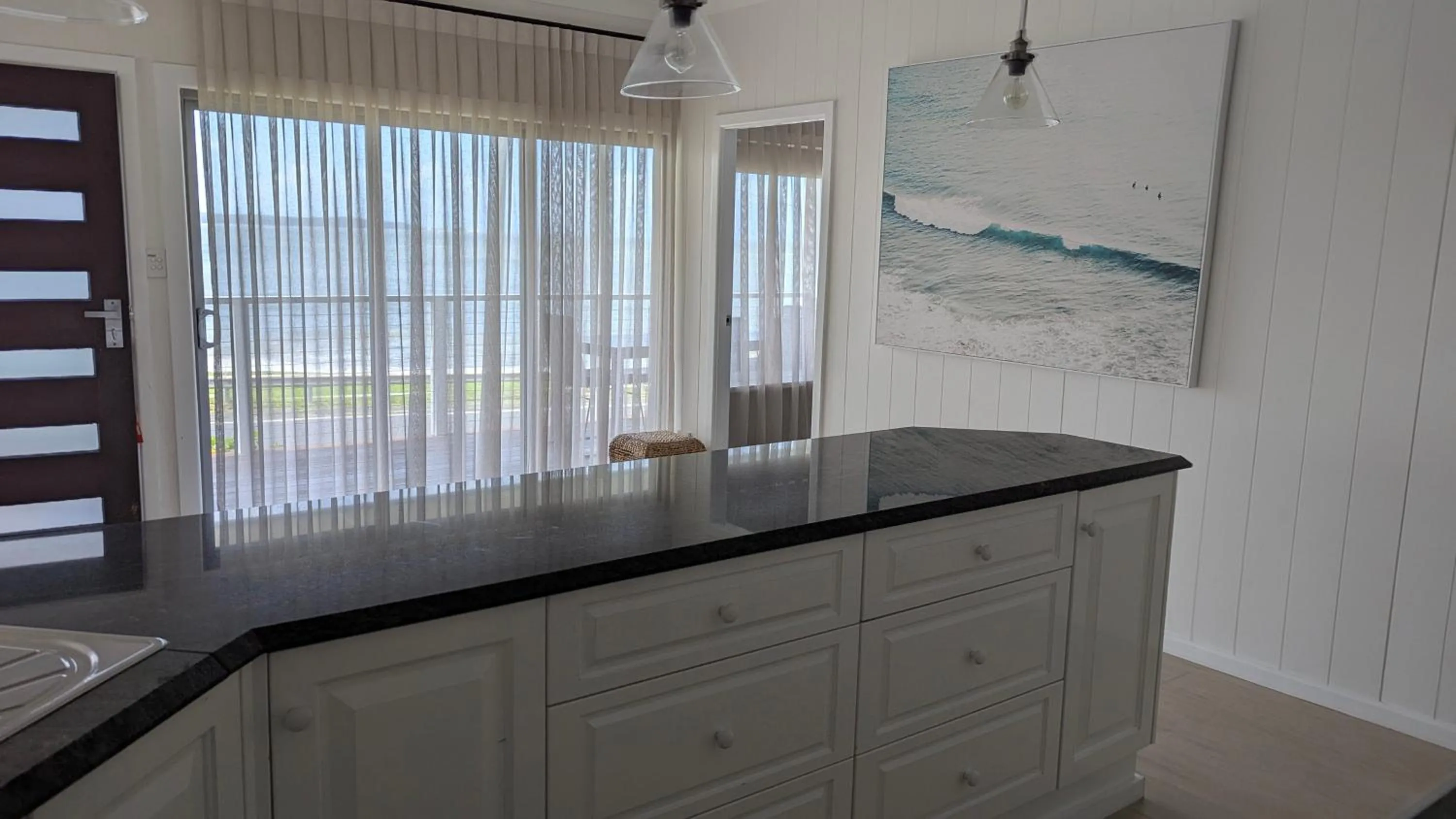 Sea view in Araluen Motor Lodge