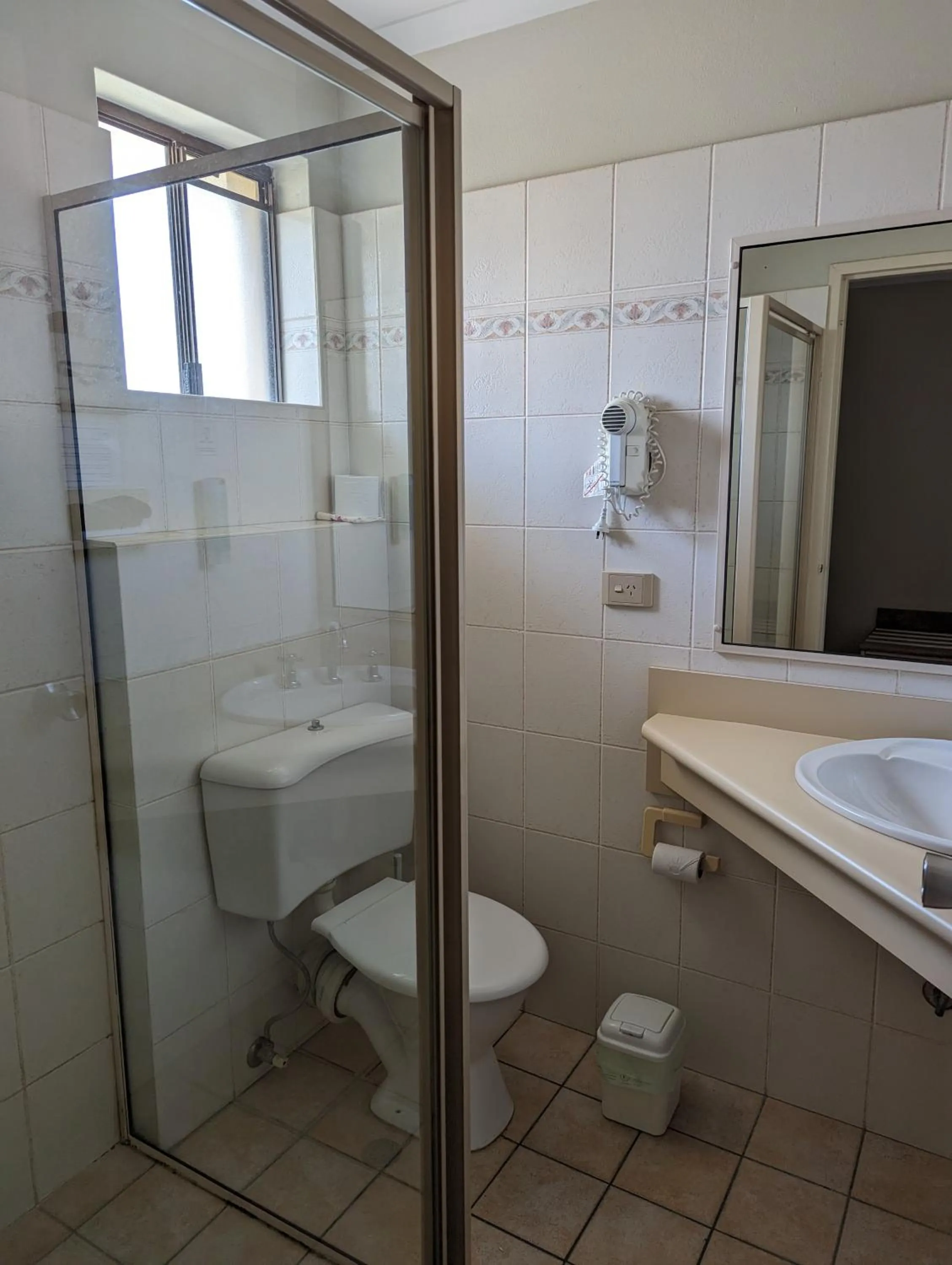 Shower in Araluen Motor Lodge